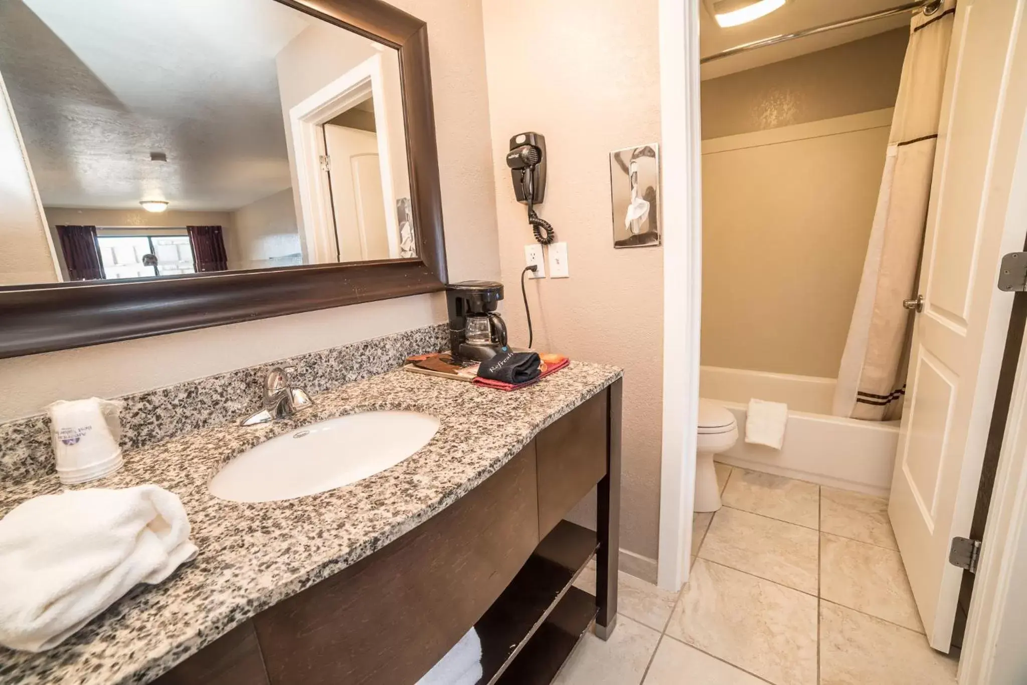 Bathroom in Red Ledges Inn