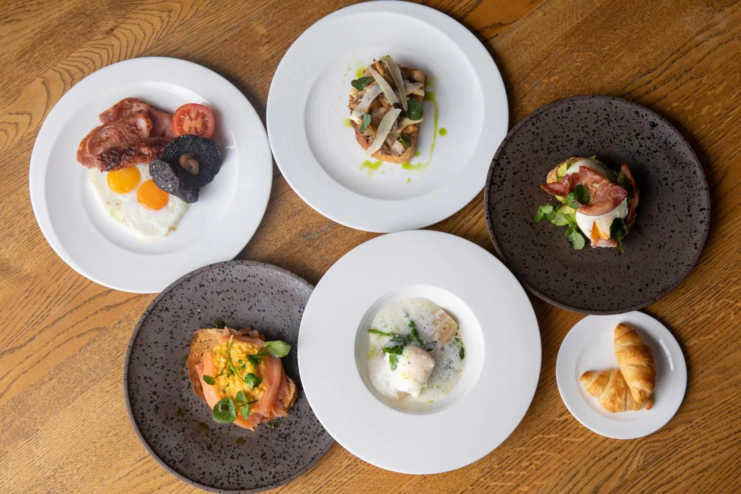 English/Irish breakfast in Cottage In The Wood