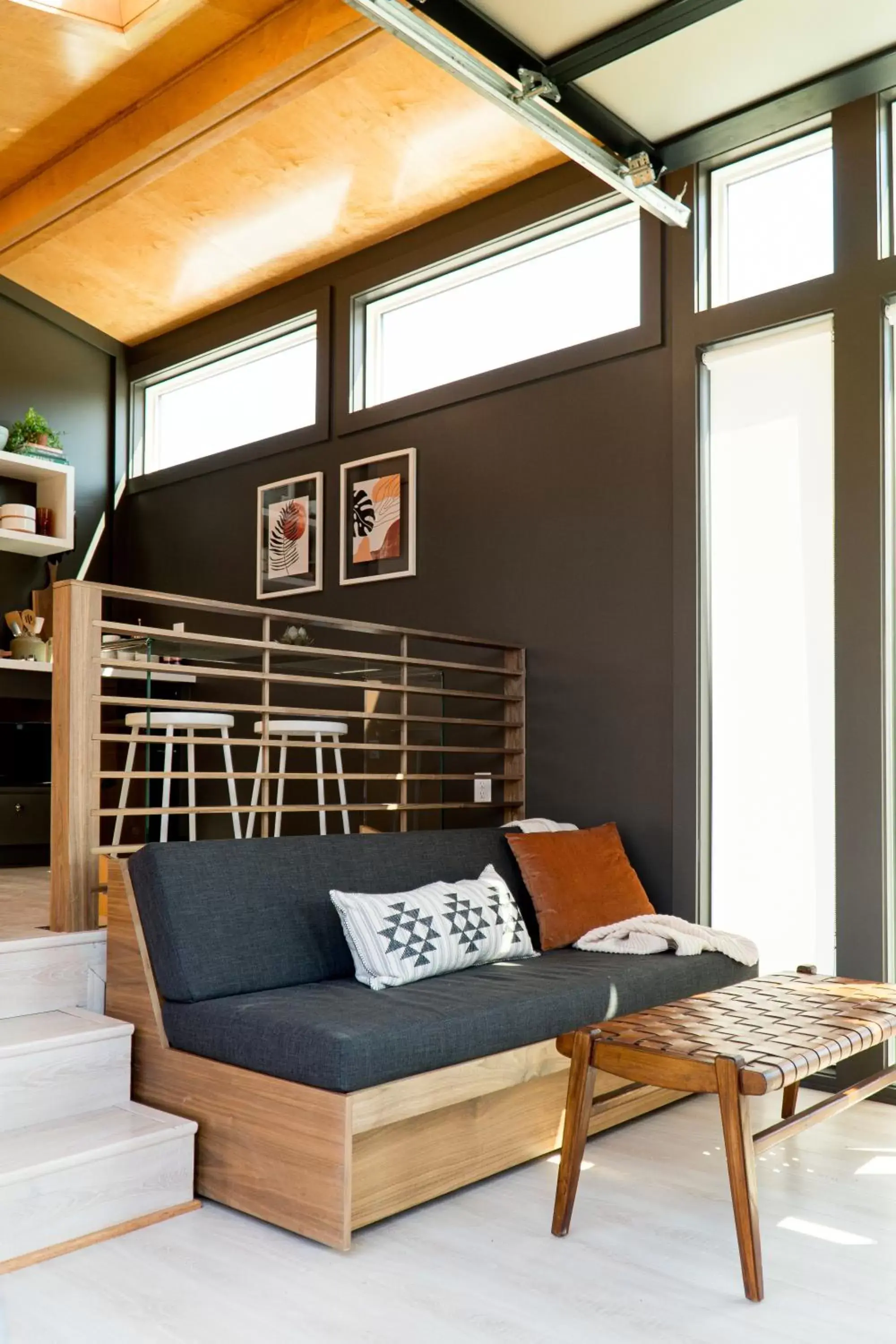 Living room, Bed in Ironwood Grove, Tiny House Hotel