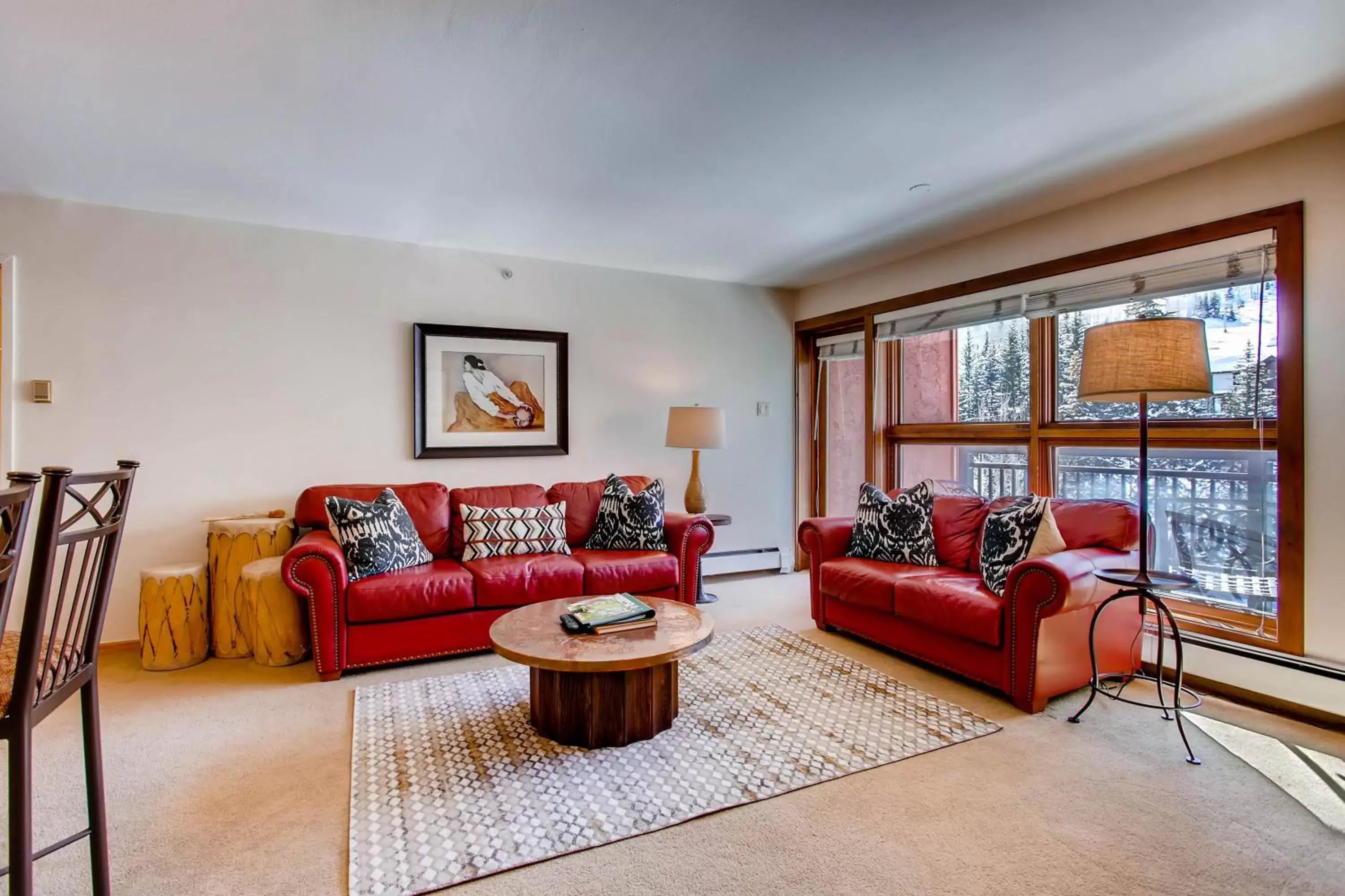 Living room, Seating Area in Lion Square Lodge