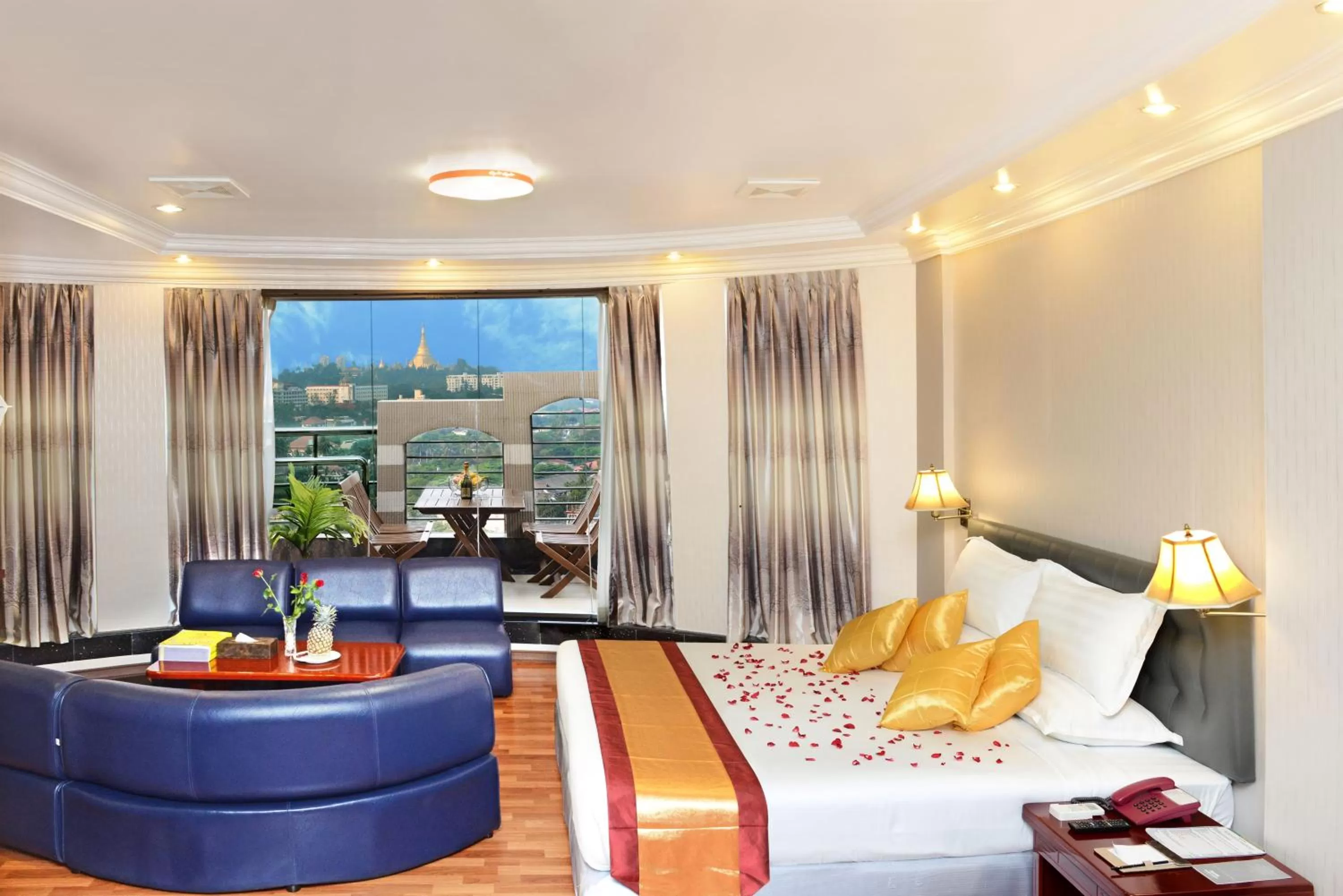 Bedroom in Hotel Grand United - Ahlone Branch