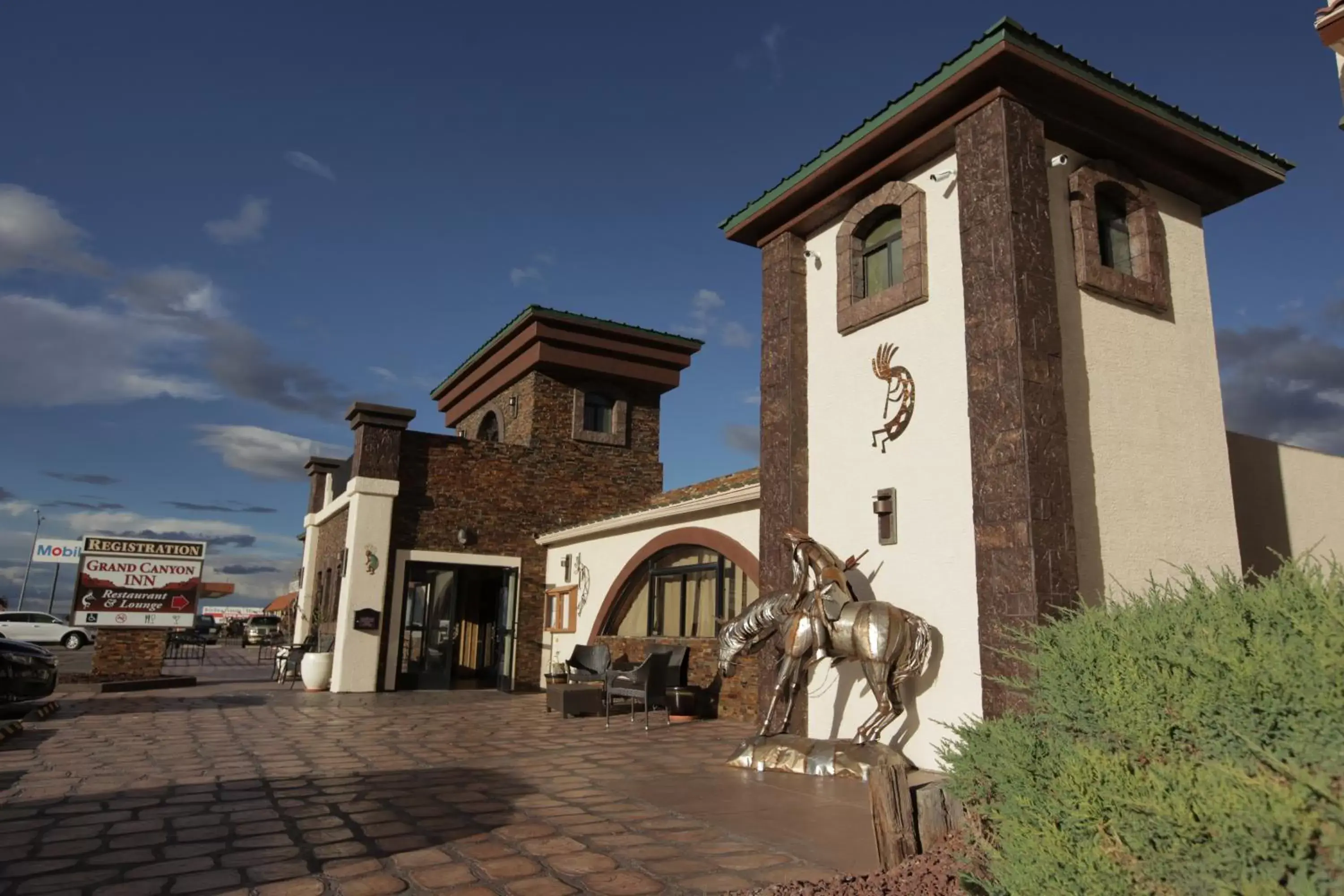 Facade/entrance, Property Building in Grand Canyon Inn and Motel - South Rim Entrance