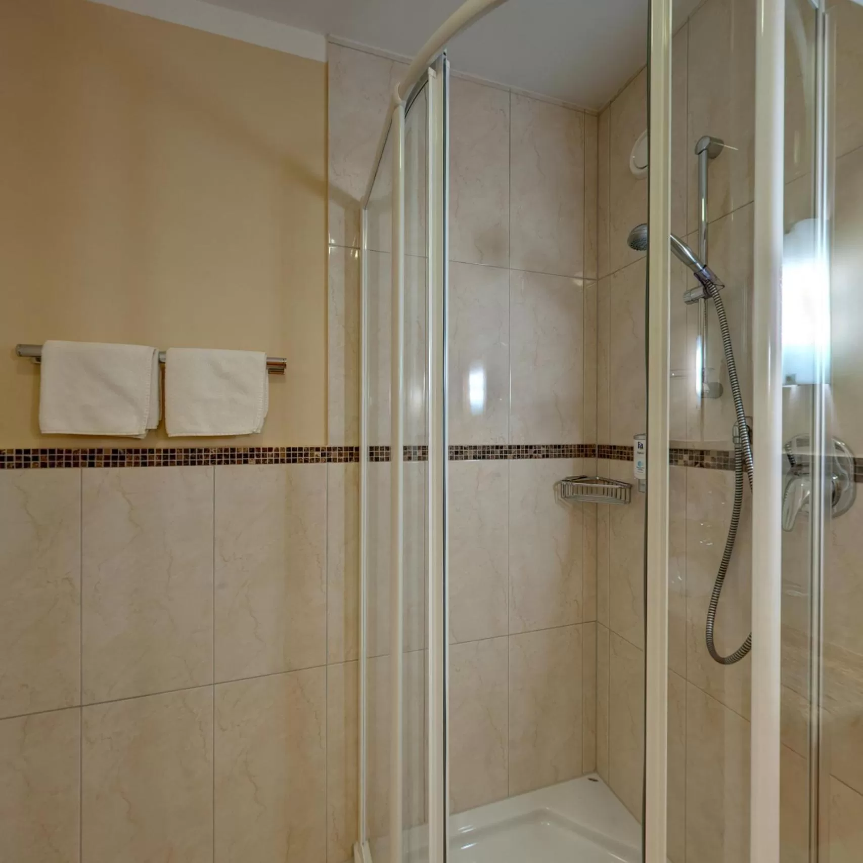 Shower in Ortnerhof - Ihr Zuhause am Fuße der Alpen