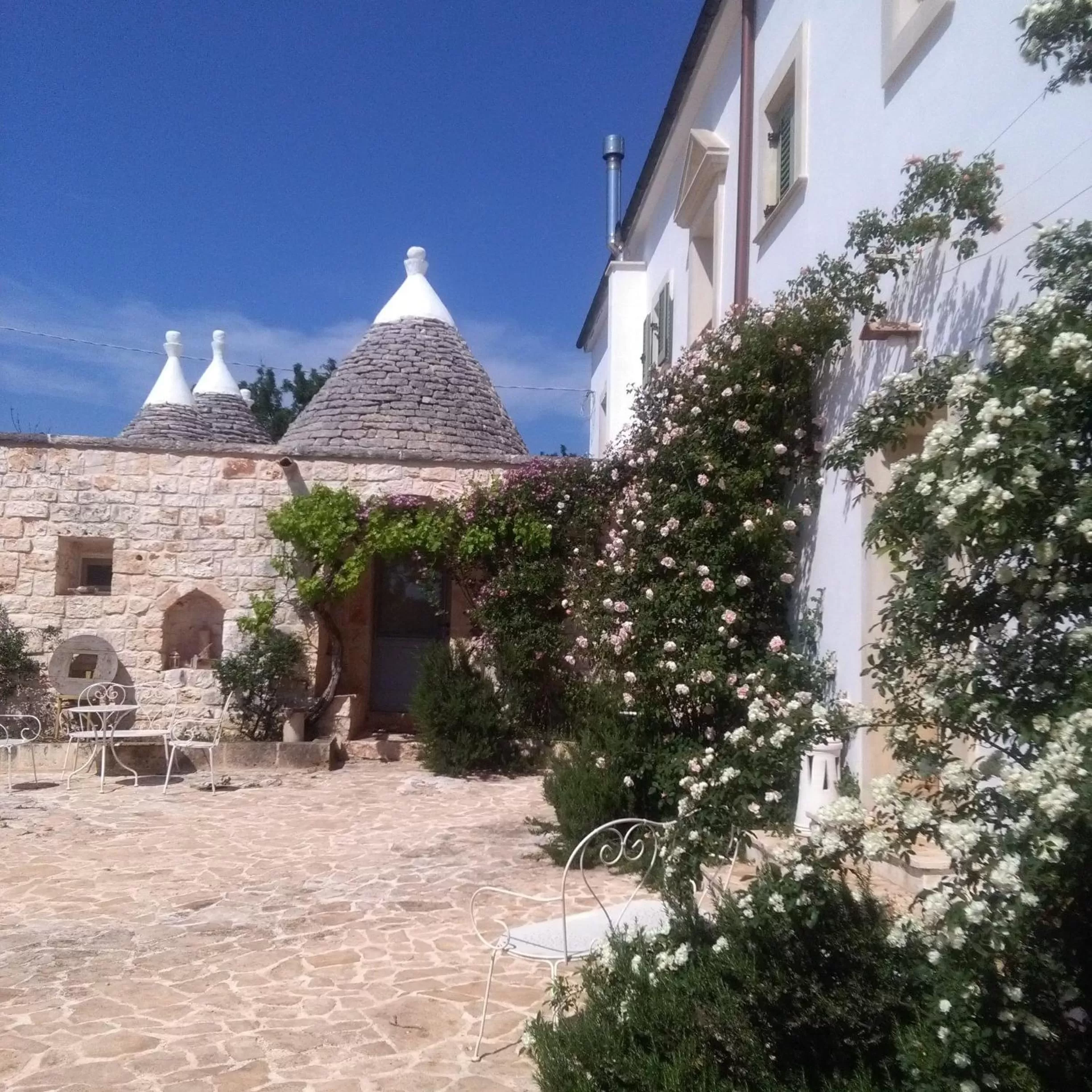 Property Building in B&B Giovannarolla Green House