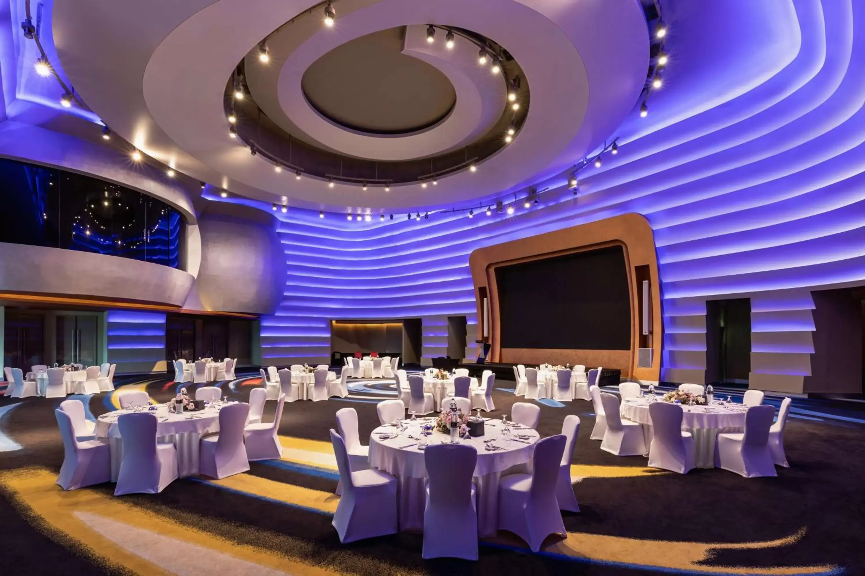 Meeting/conference room, Banquet Facilities in V Hotel Dubai, Curio Collection by Hilton