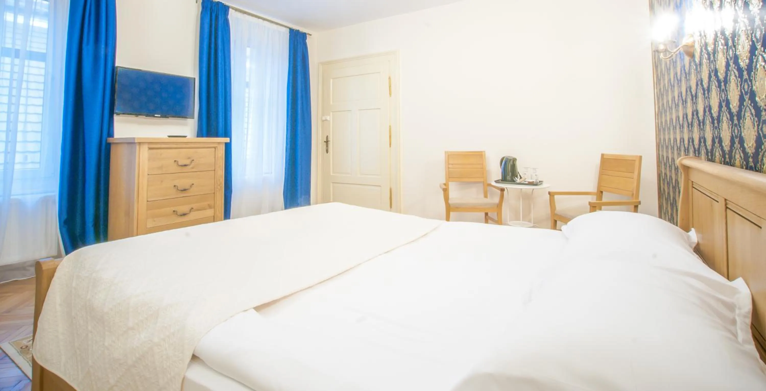 Bedroom, Bed in Safrano Palace