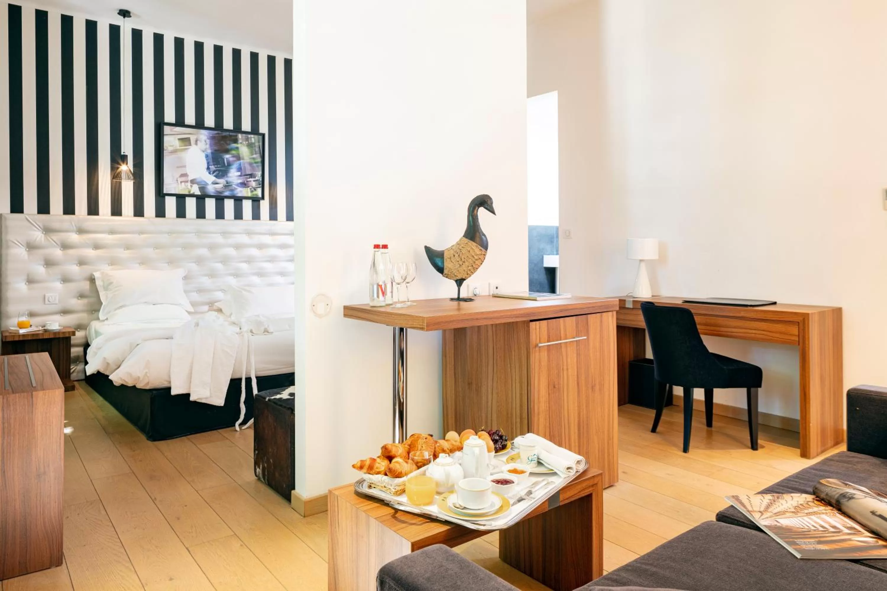 children, Bed in Le Pré du Moulin - Maison Alonso - Hôtel & Restaurant