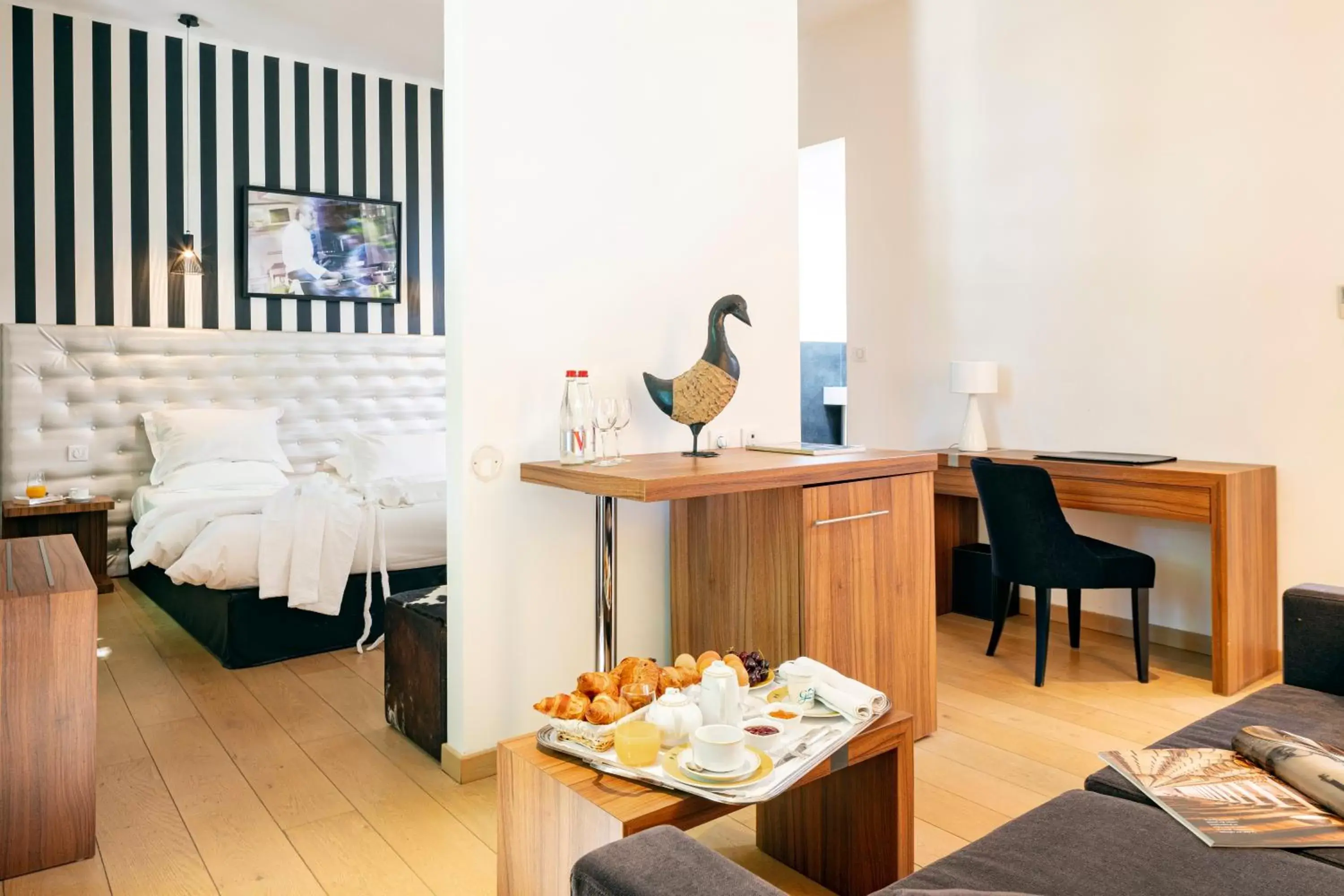 Junior Suite in Le Pré du Moulin - Maison Alonso - Hôtel & Restaurant Junior Suite in Le Pré du Moulin - Maison Alonso - Hôtel & Restaurant