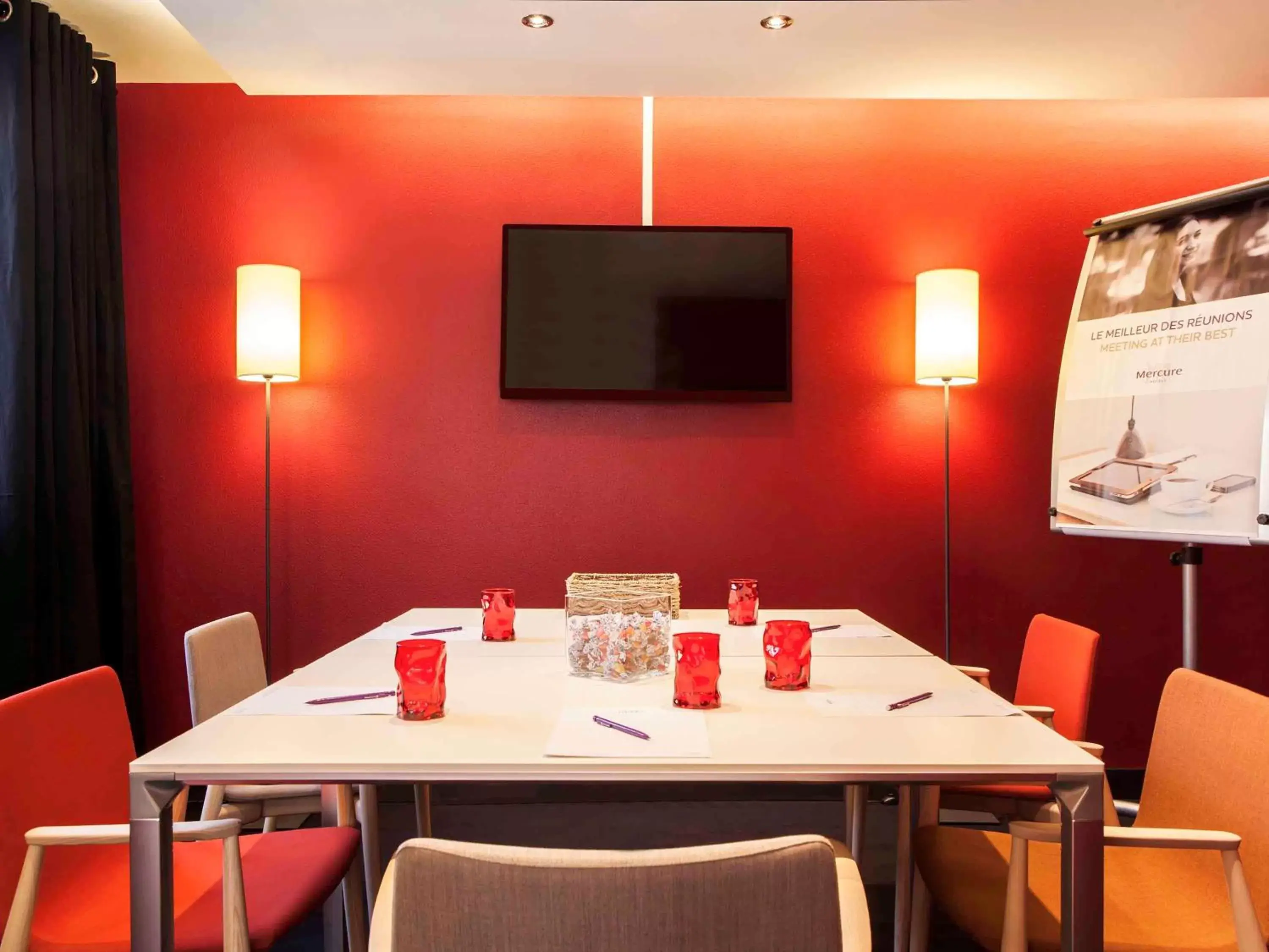 Meeting/conference room, TV/Entertainment Center in Mercure Strasbourg Centre