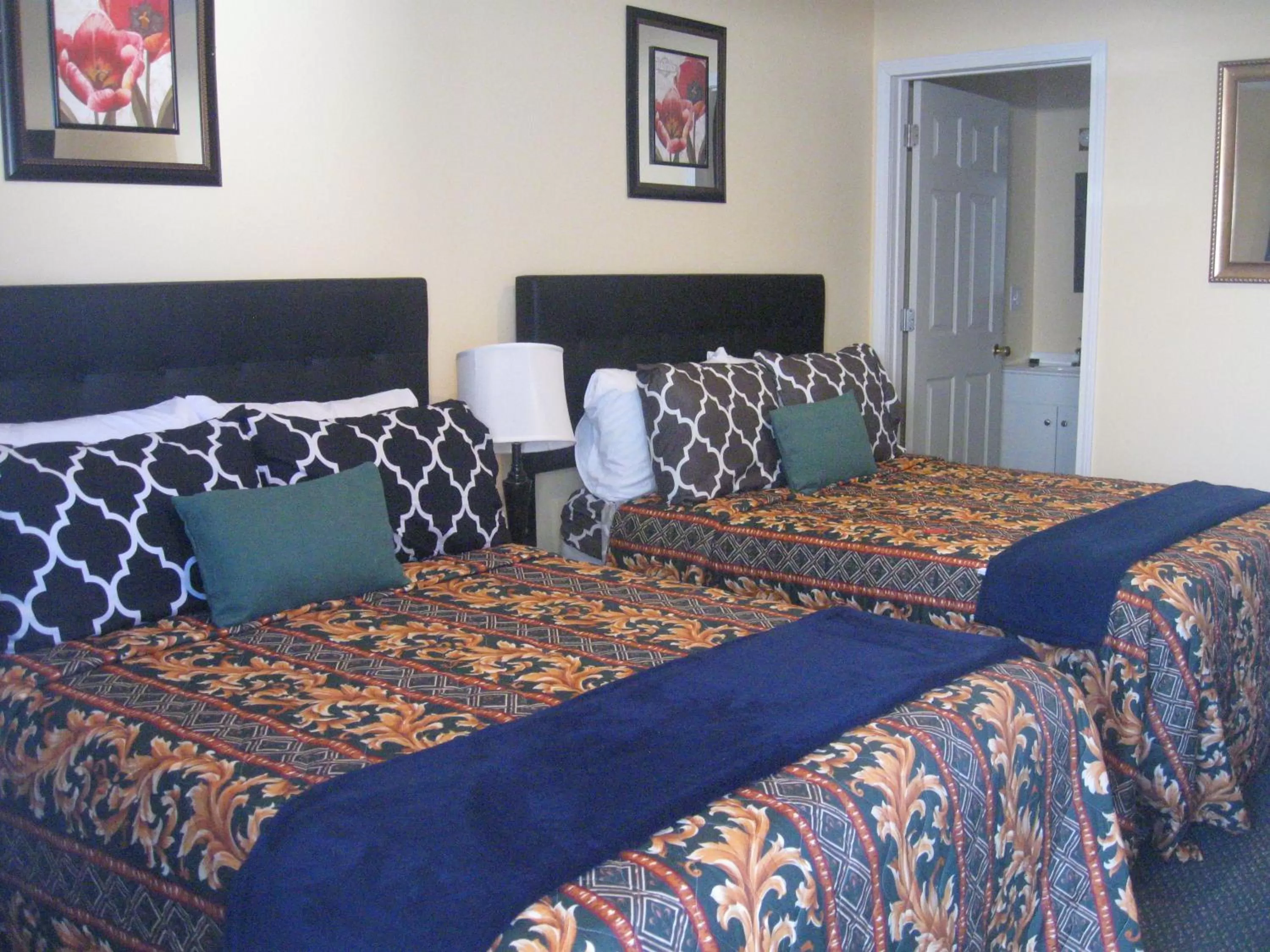 Bed in Western Motel