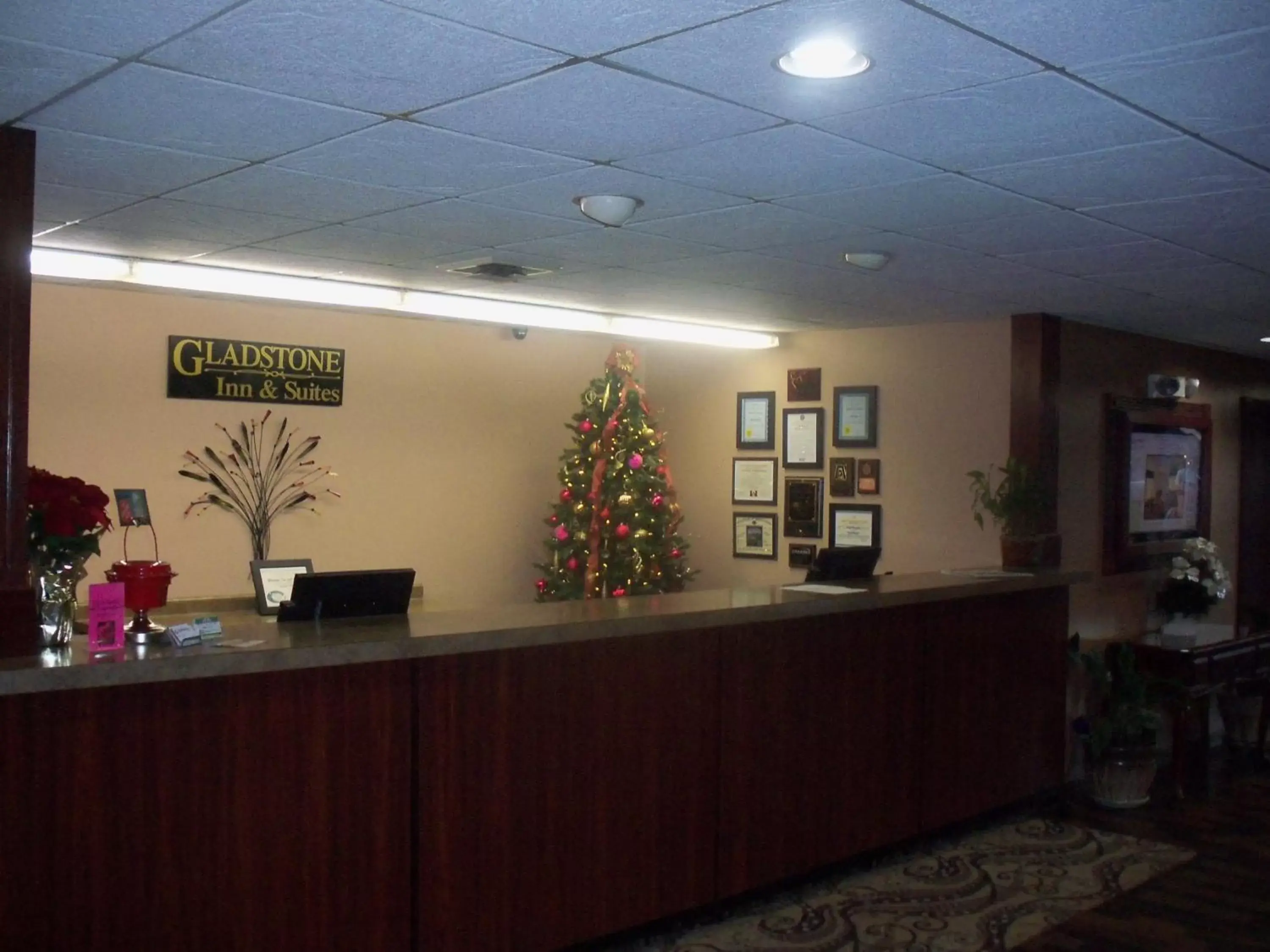 Property logo or sign, Lobby/Reception in Gladstone Inn and Suites
