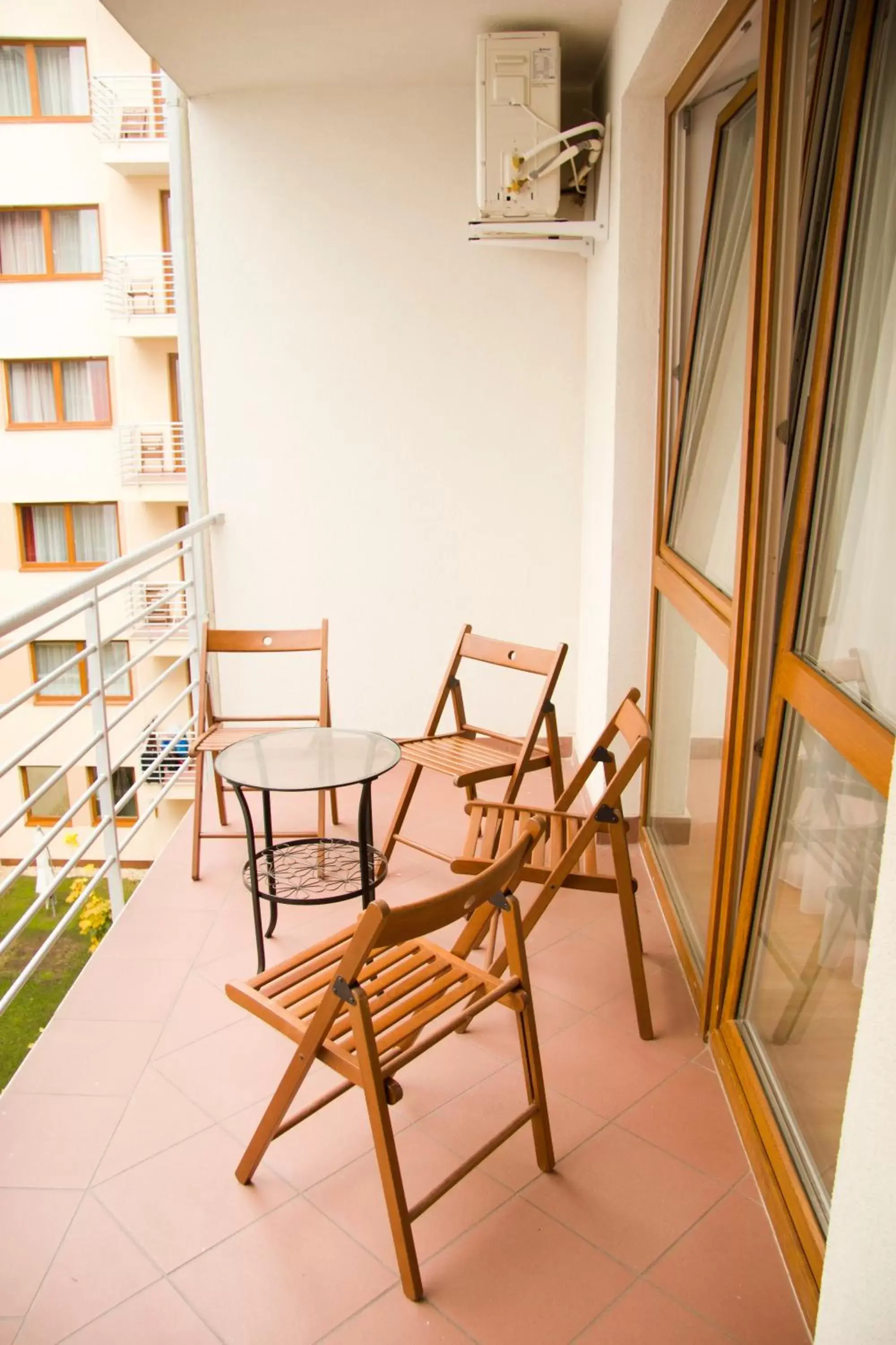 View (from property/room), Balcony/Terrace in Corvin Plaza Apartments & Suites