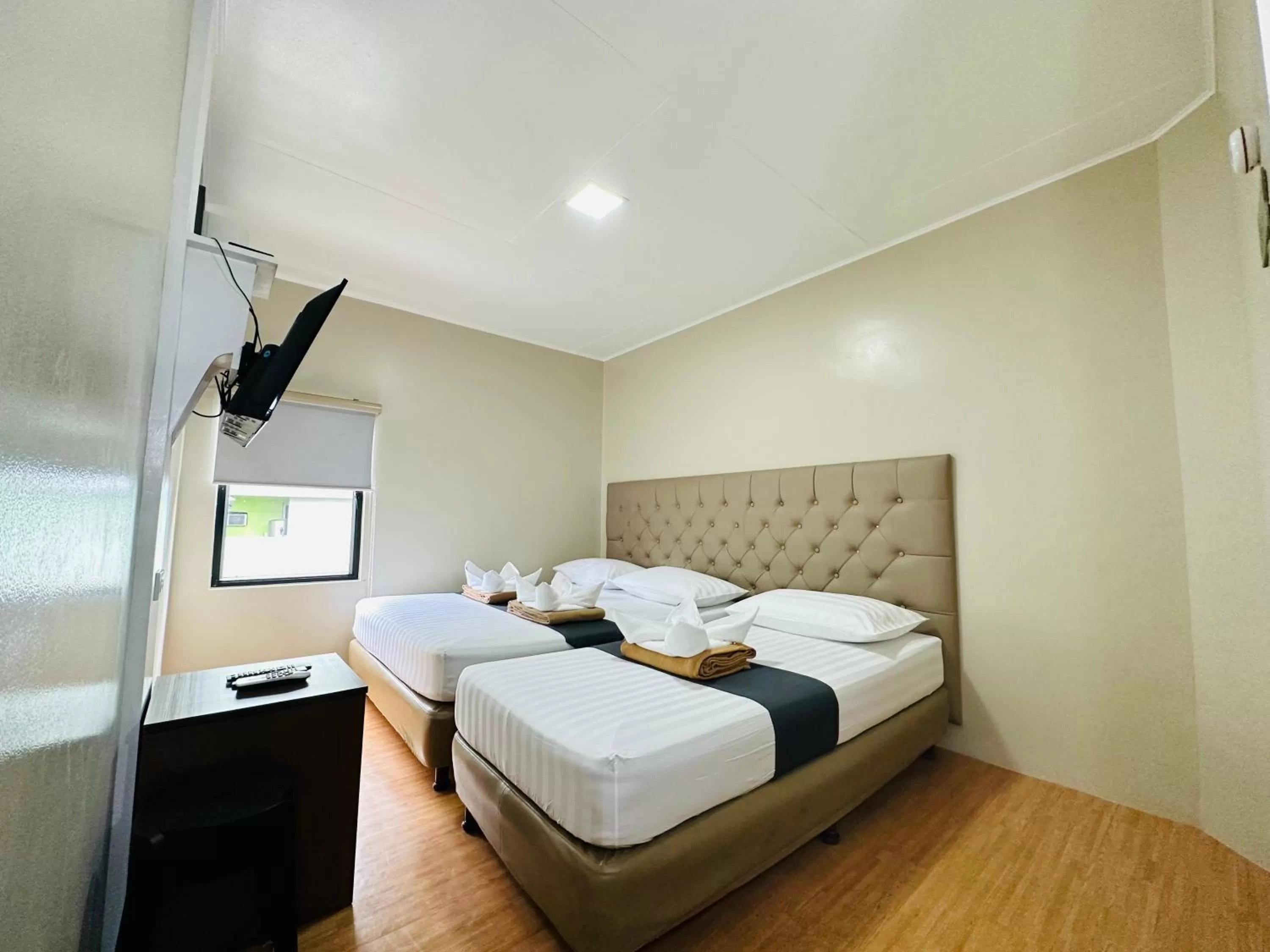 Bed in DG Budget Hotel Salem