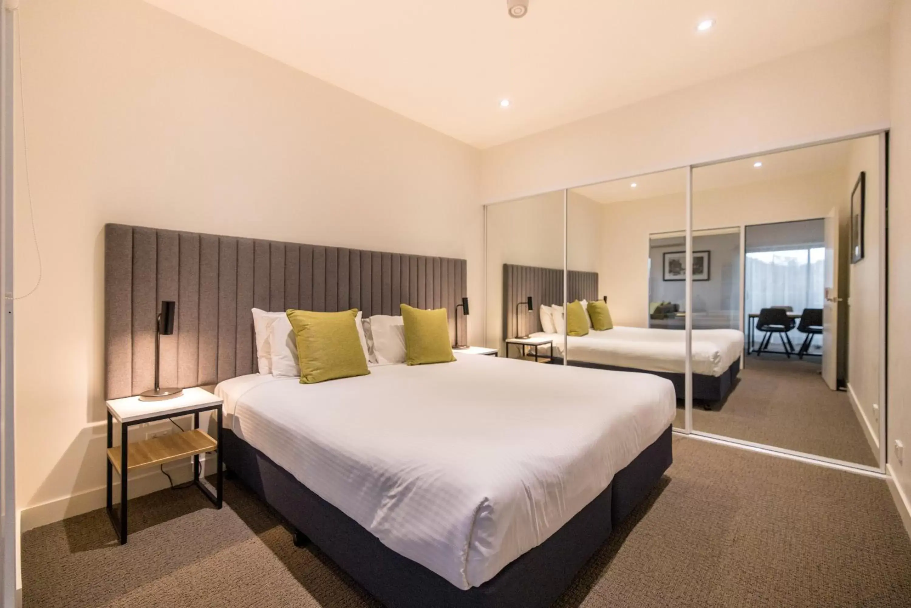 Bedroom, Bed in Quest Wodonga