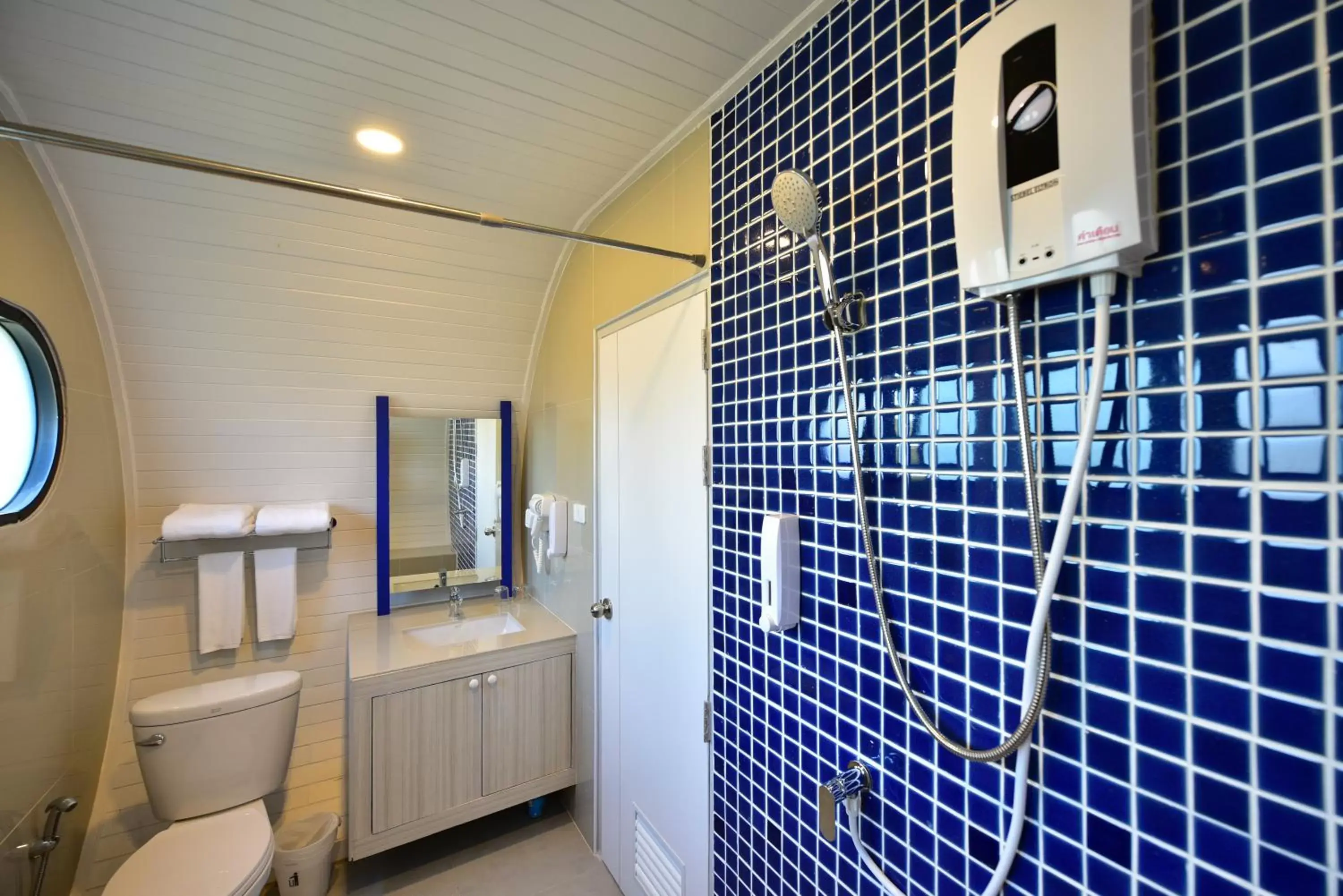 Shower, Bathroom in Krabi Boat Lagoon Resort