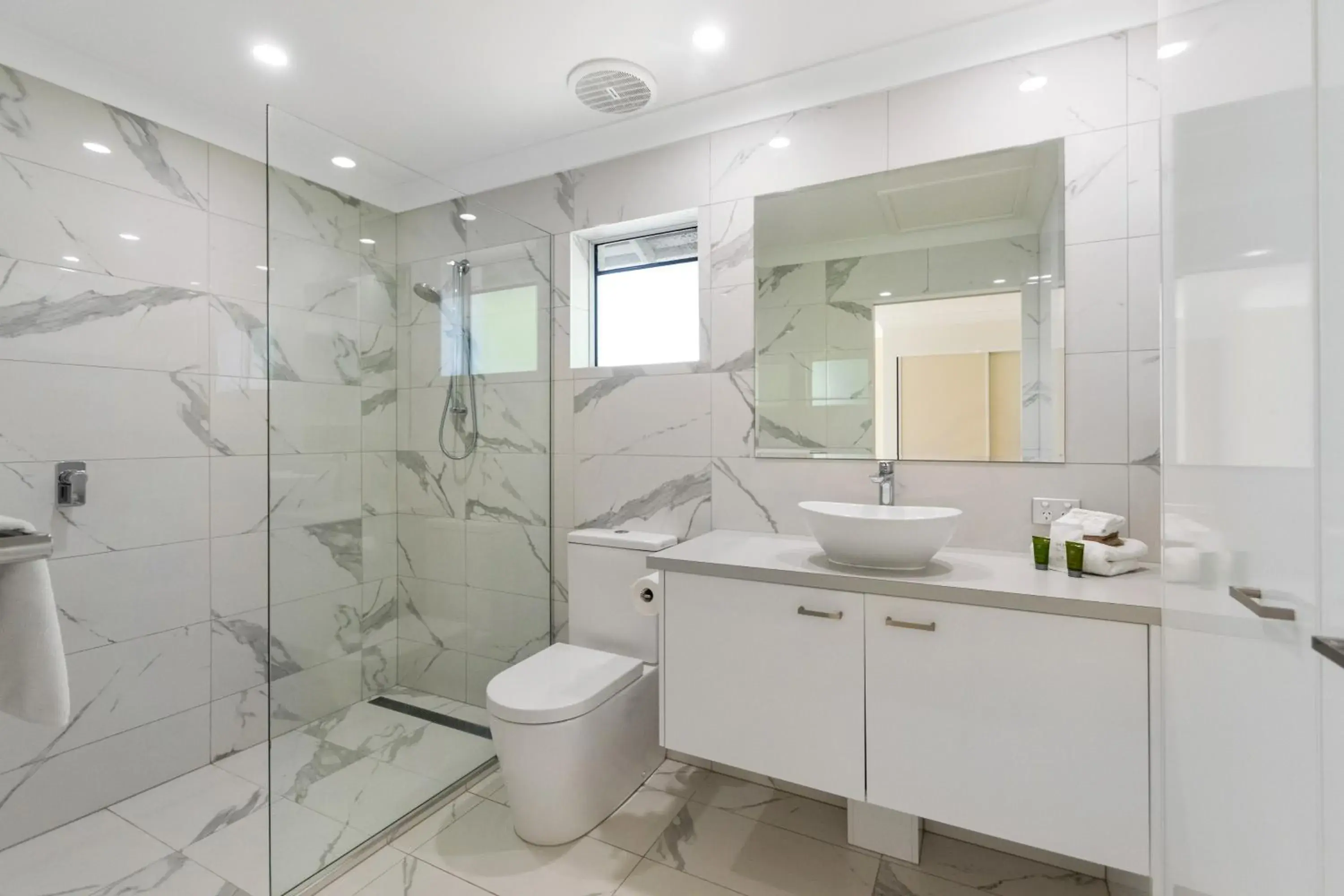 Bathroom in Noosa Entrance Waterfront Resort