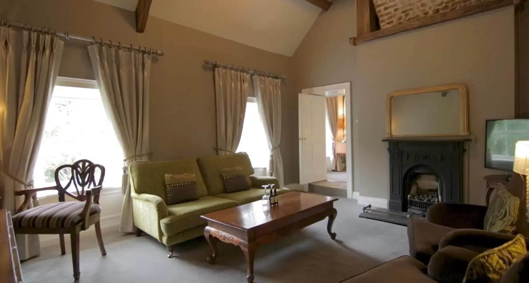 Living room, Seating Area in Maryborough Hotel & Spa