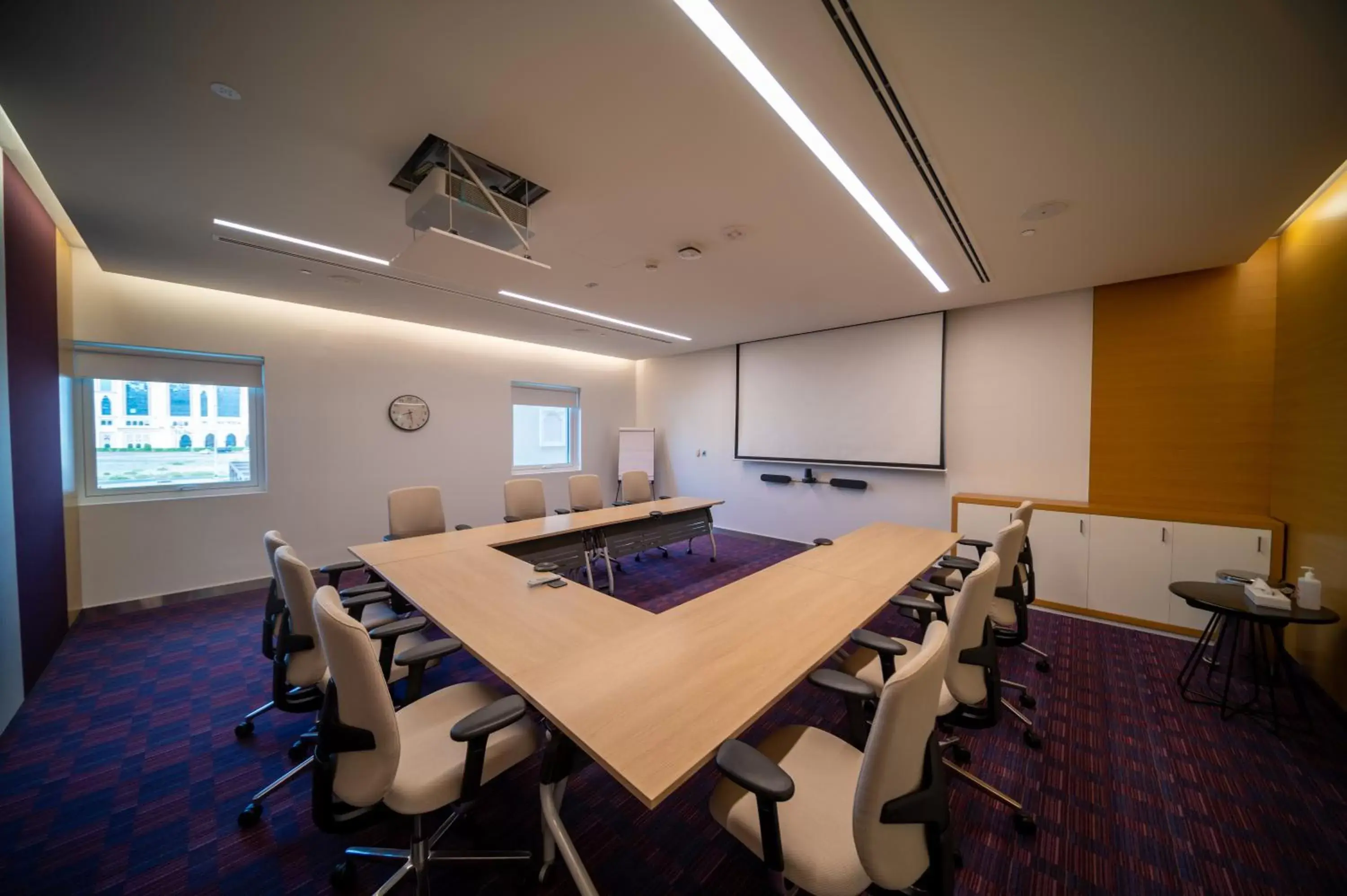 Meeting/conference room in Premier Inn Dubai Al Jaddaf