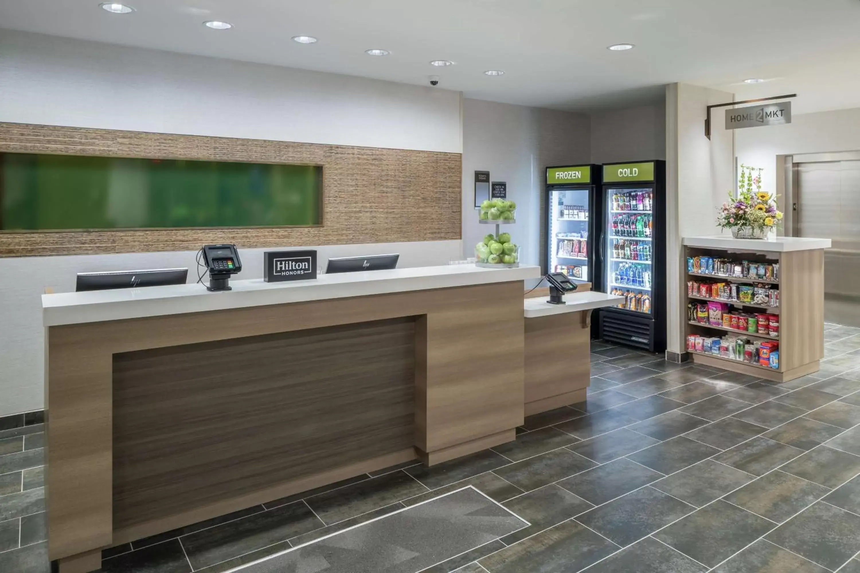 Dining area, Lobby/Reception in Home2 Suites By Hilton Jacksonville Airport