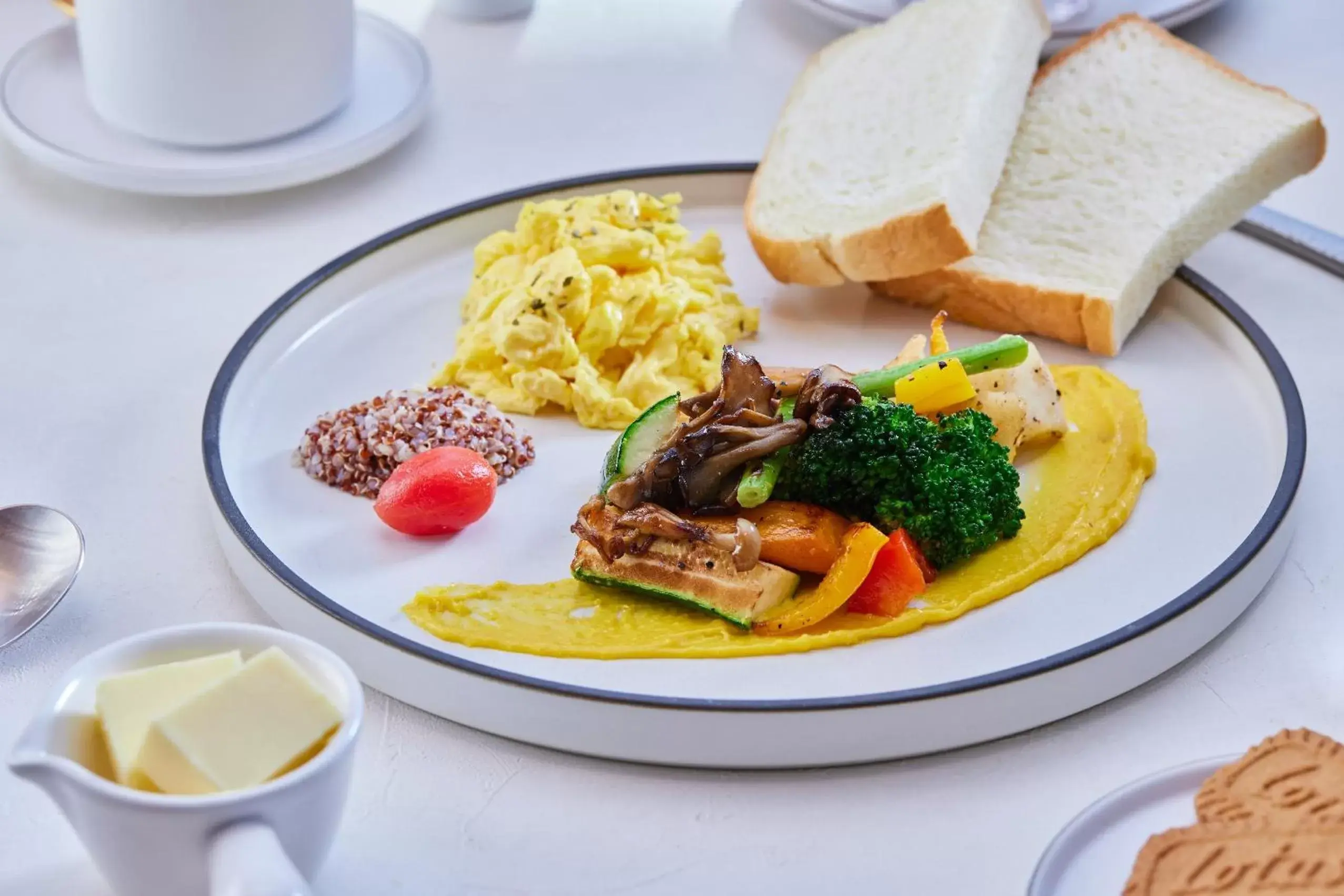 Restaurant/places to eat in Papersun Hotel Restaurant/places to eat in Papersun Hotel