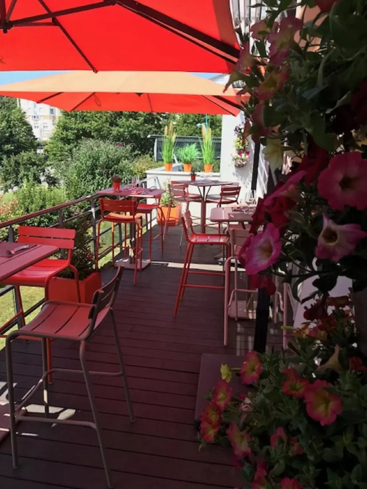 Patio in Kyriad Prestige Vannes Centre-Palais des Arts