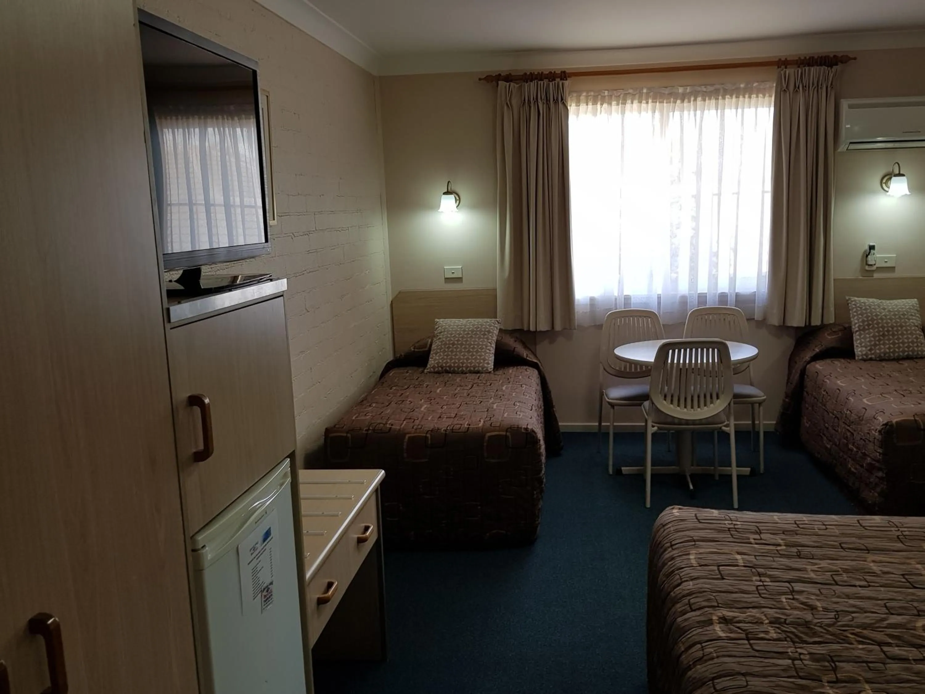 Other, Bed in Abraham Lincoln Motel