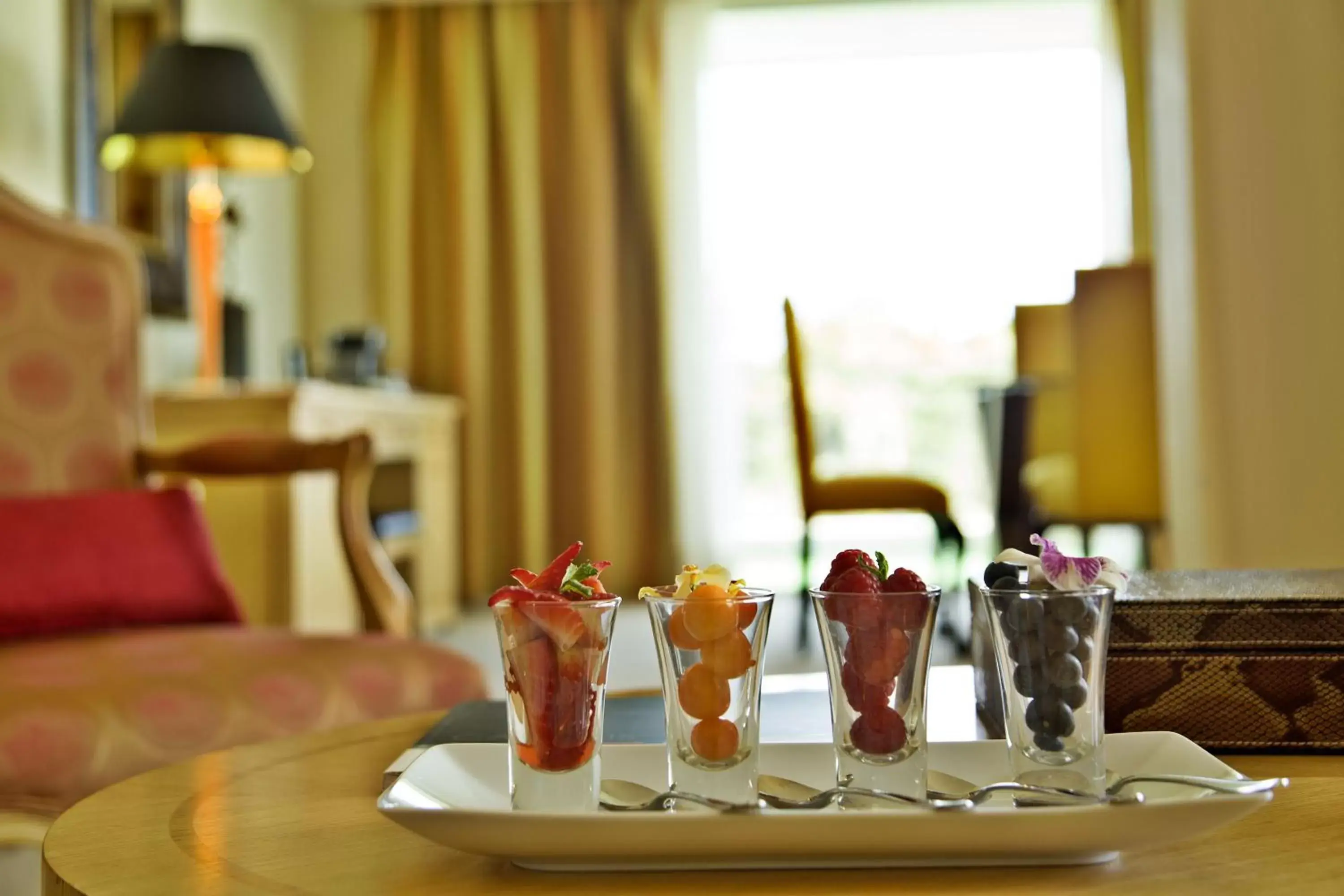 Living room in Hotel Cascais Miragem Health & Spa Living room in Hotel Cascais Miragem Health & Spa