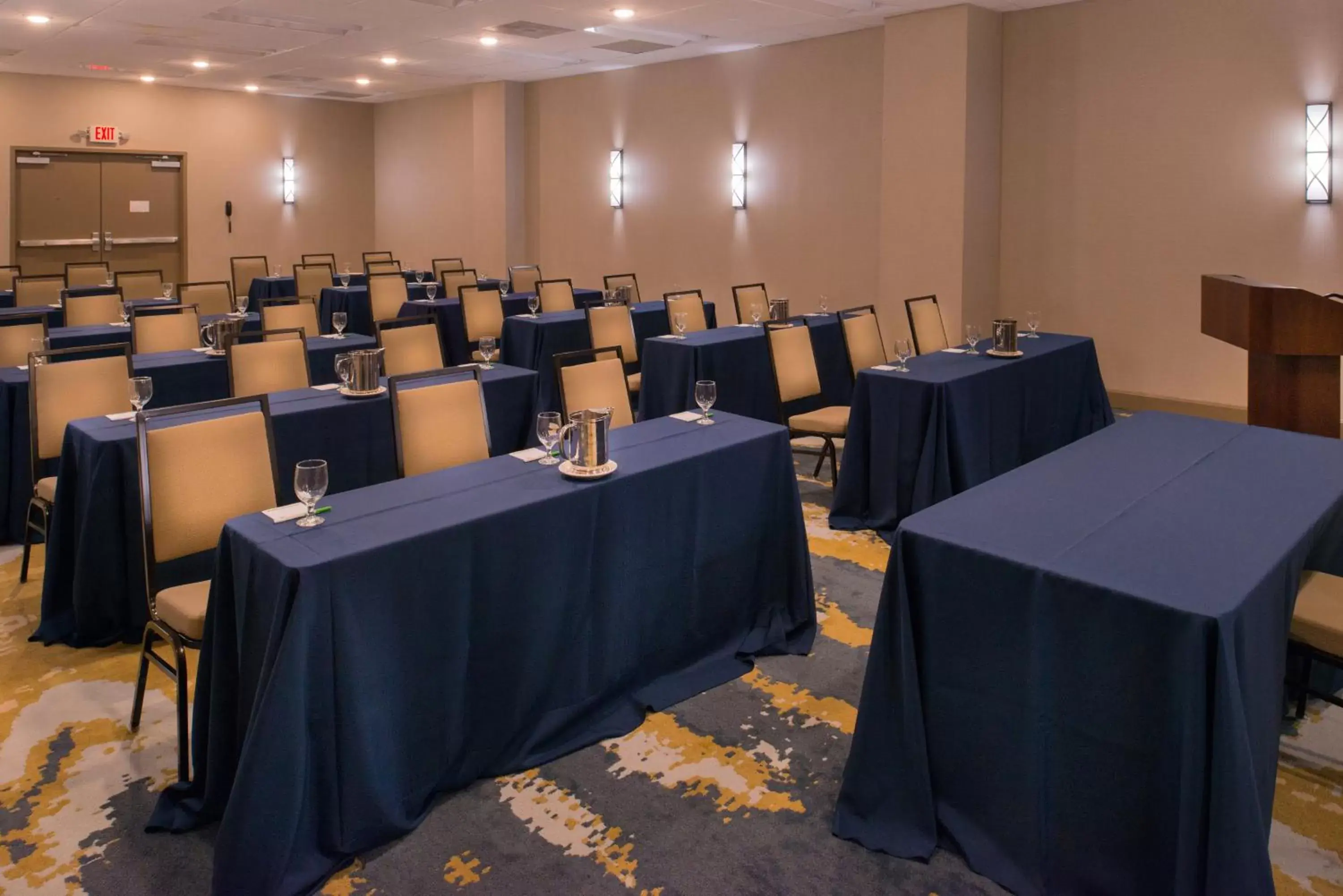 Meeting/conference room in Holiday Inn St Louis Downtown/Convention Center, an IHG Hotel