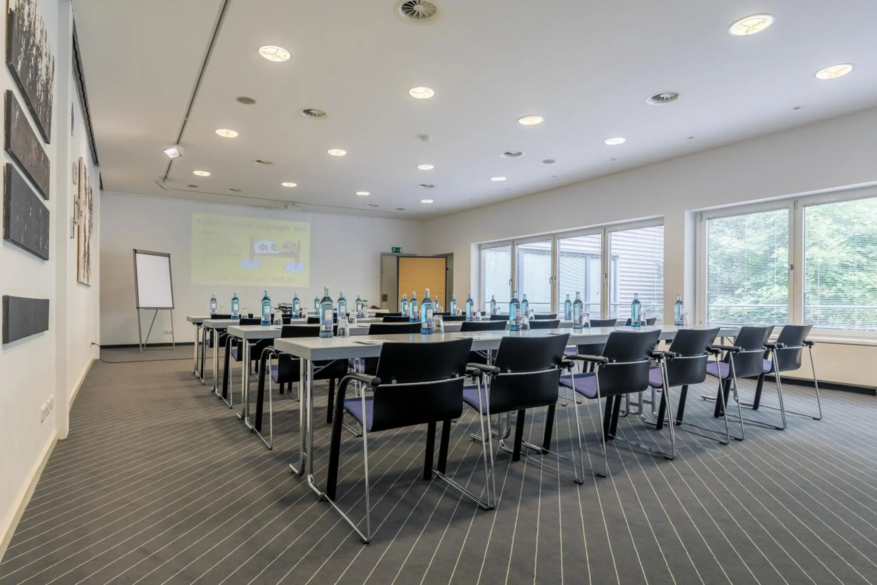 Business facilities, Restaurant/Places to Eat in Galerie Hotel Leipziger Hof