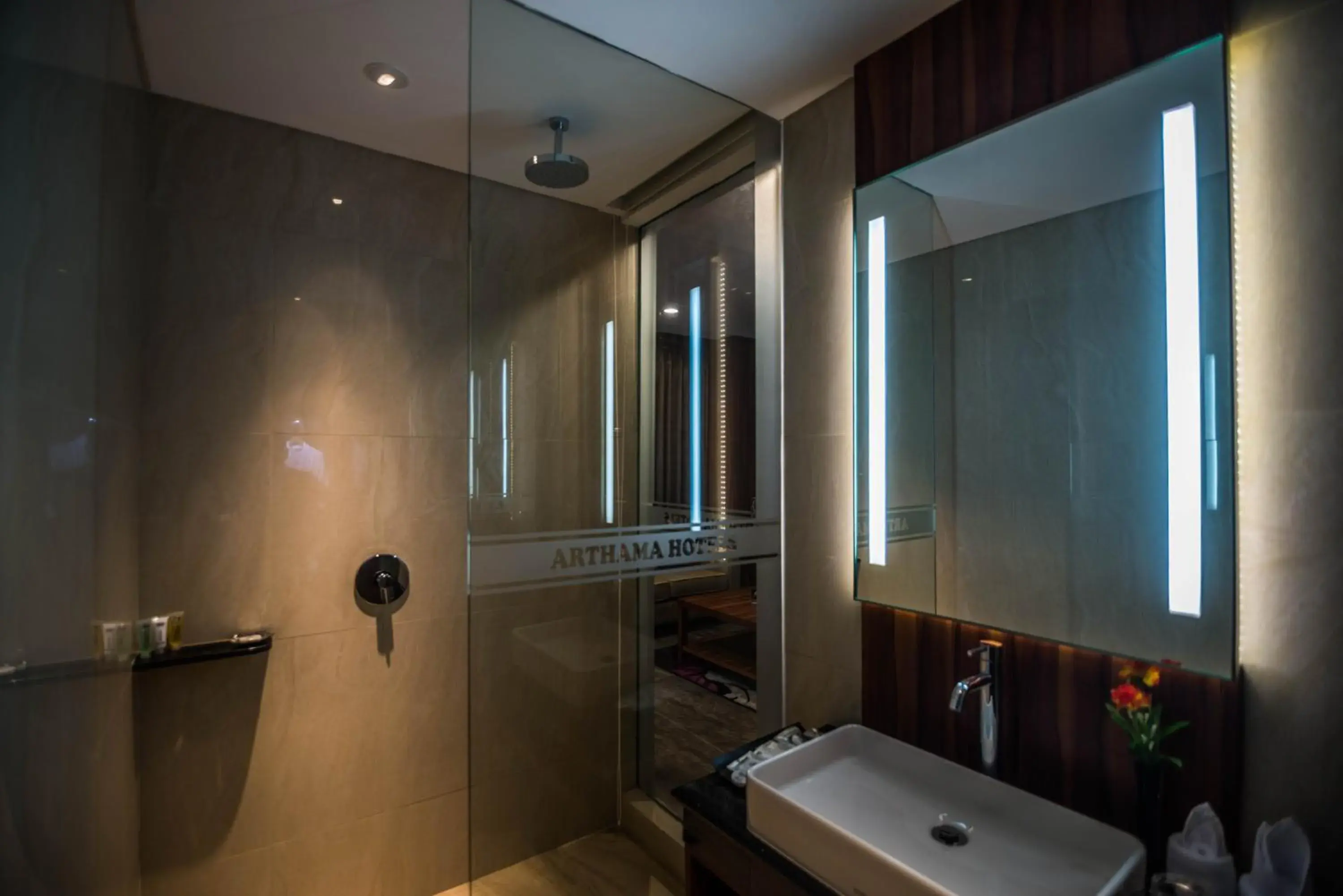Bathroom in Arthama Hotels Losari Makassar