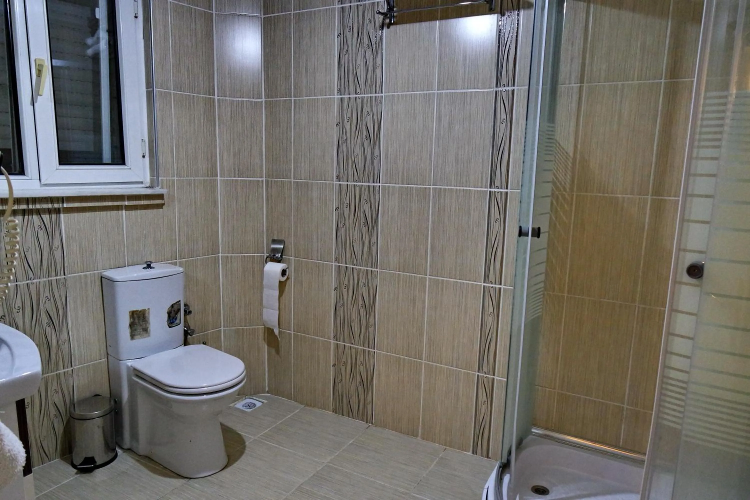 Shower in Lale Pension