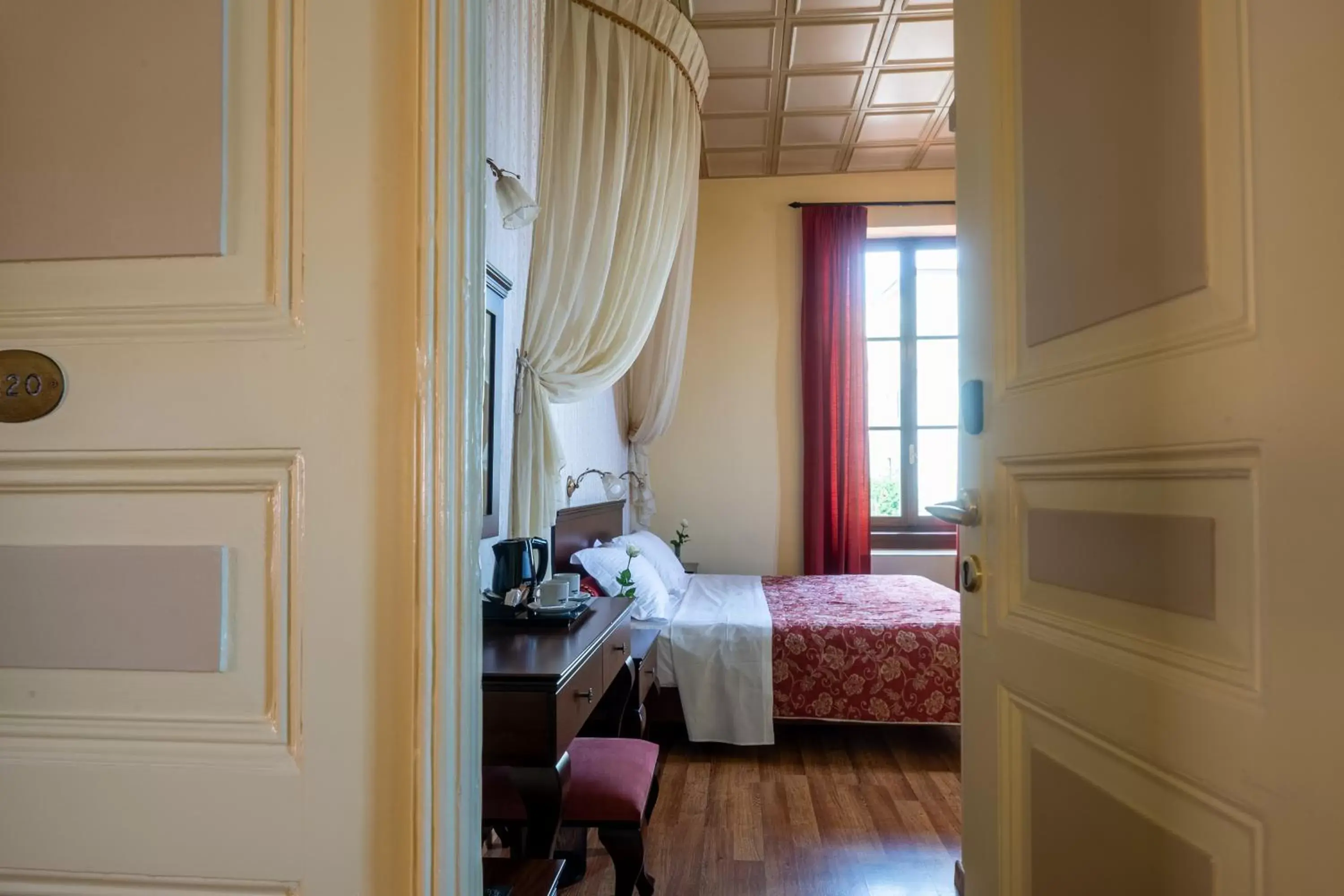 Bedroom, Bed in Halepa Hotel