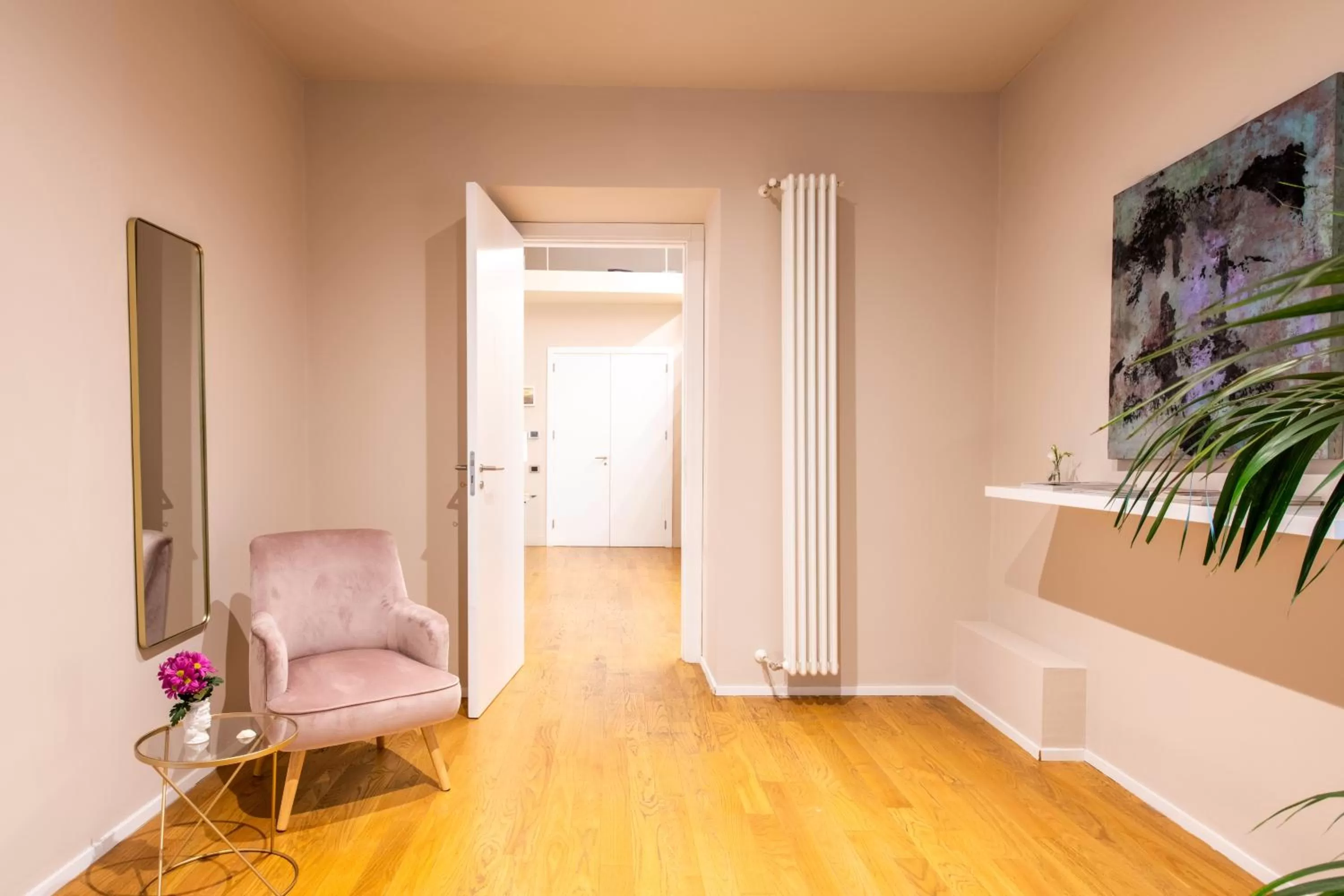 Seating area in Moncada Suites & Apartments