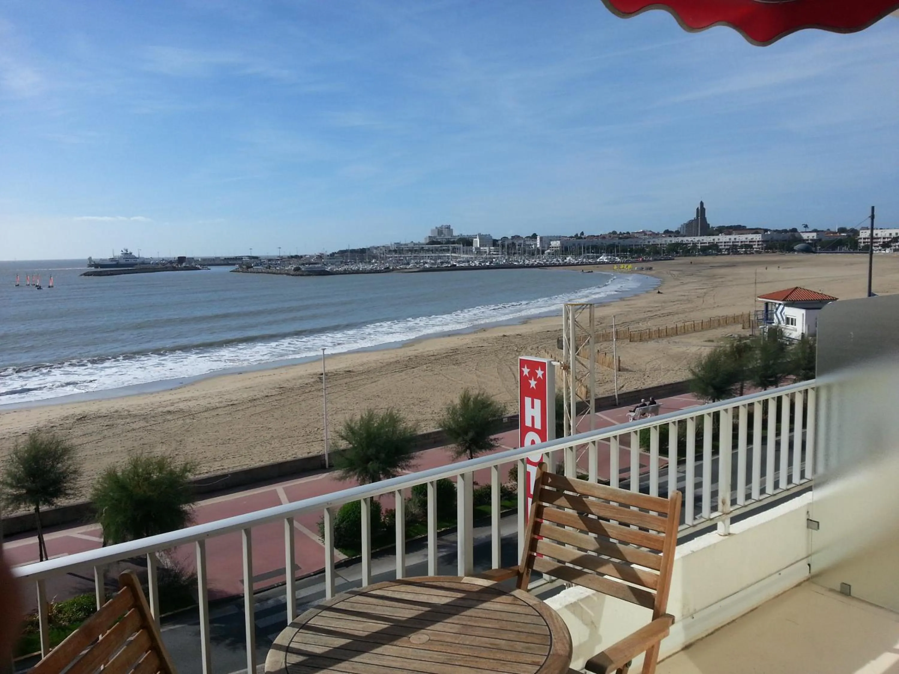 Patio in Family Golf Hotel