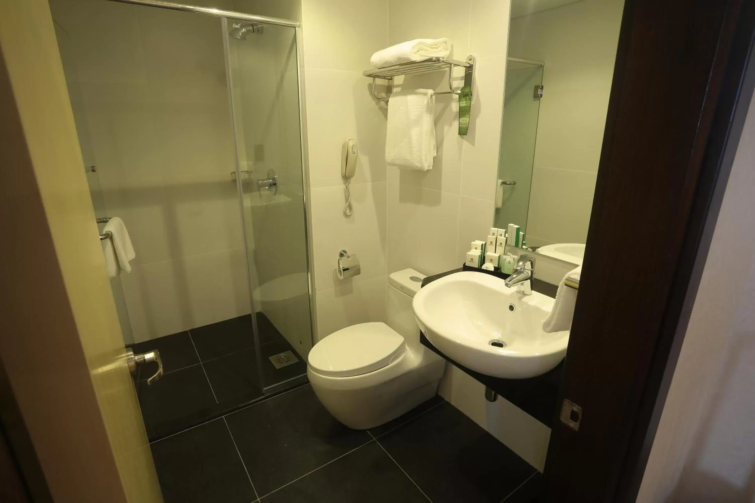 Bathroom in Imperial Riverbank Hotel Kuching