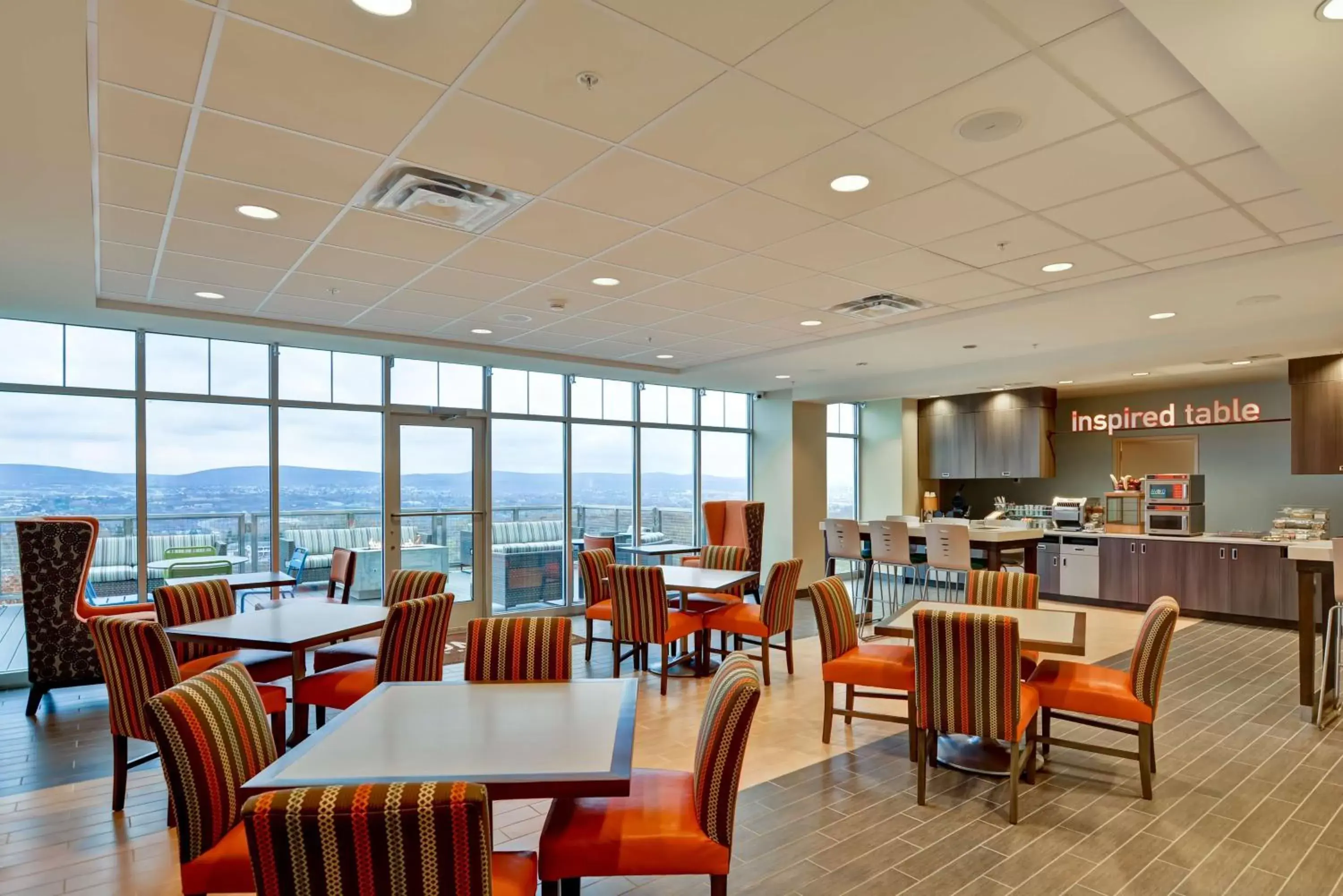 Dining area, Restaurant/Places to Eat in Home2 Suites By Hilton Dickson City Scranton
