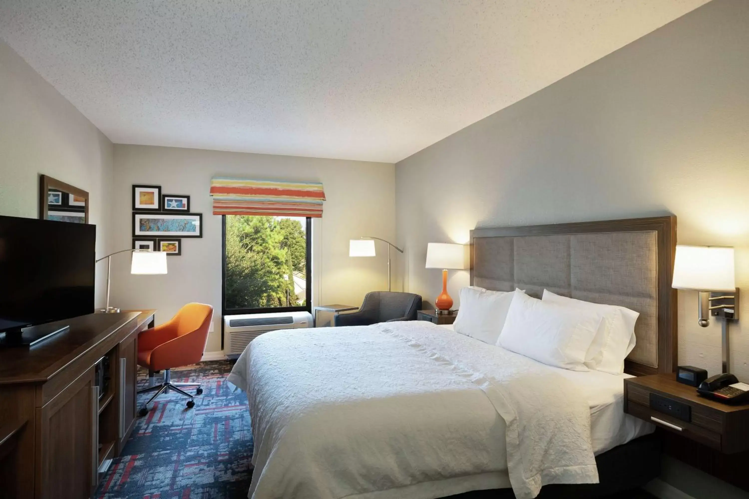 Bed in Hampton Inn Houston/Humble-Airport Area