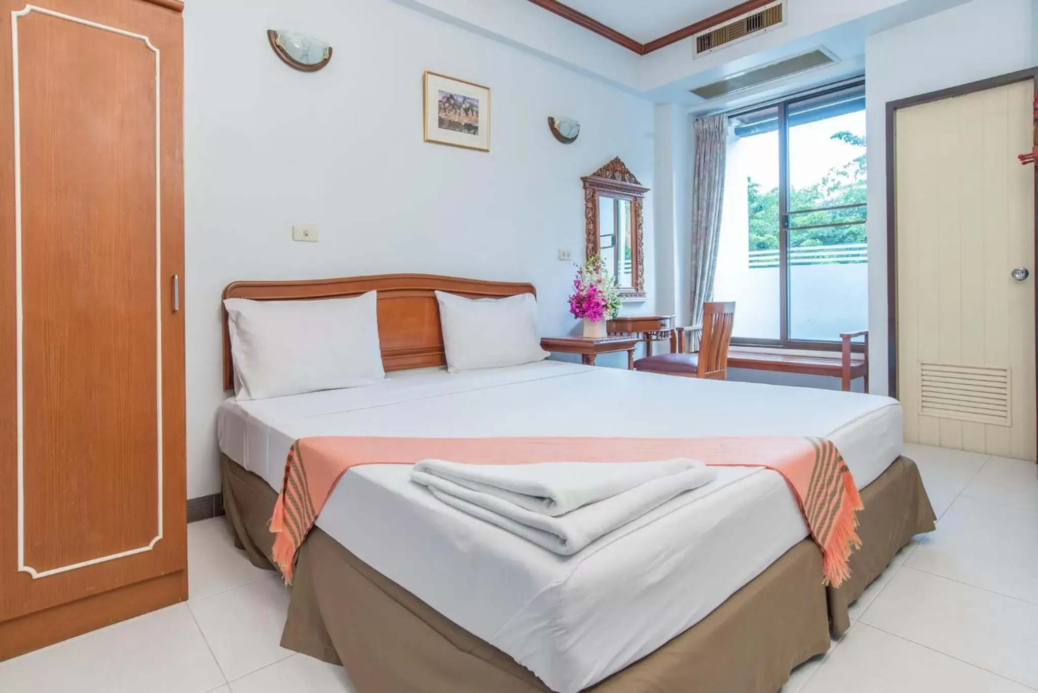 Bedroom, Bed in New Siam II - SHA Certified