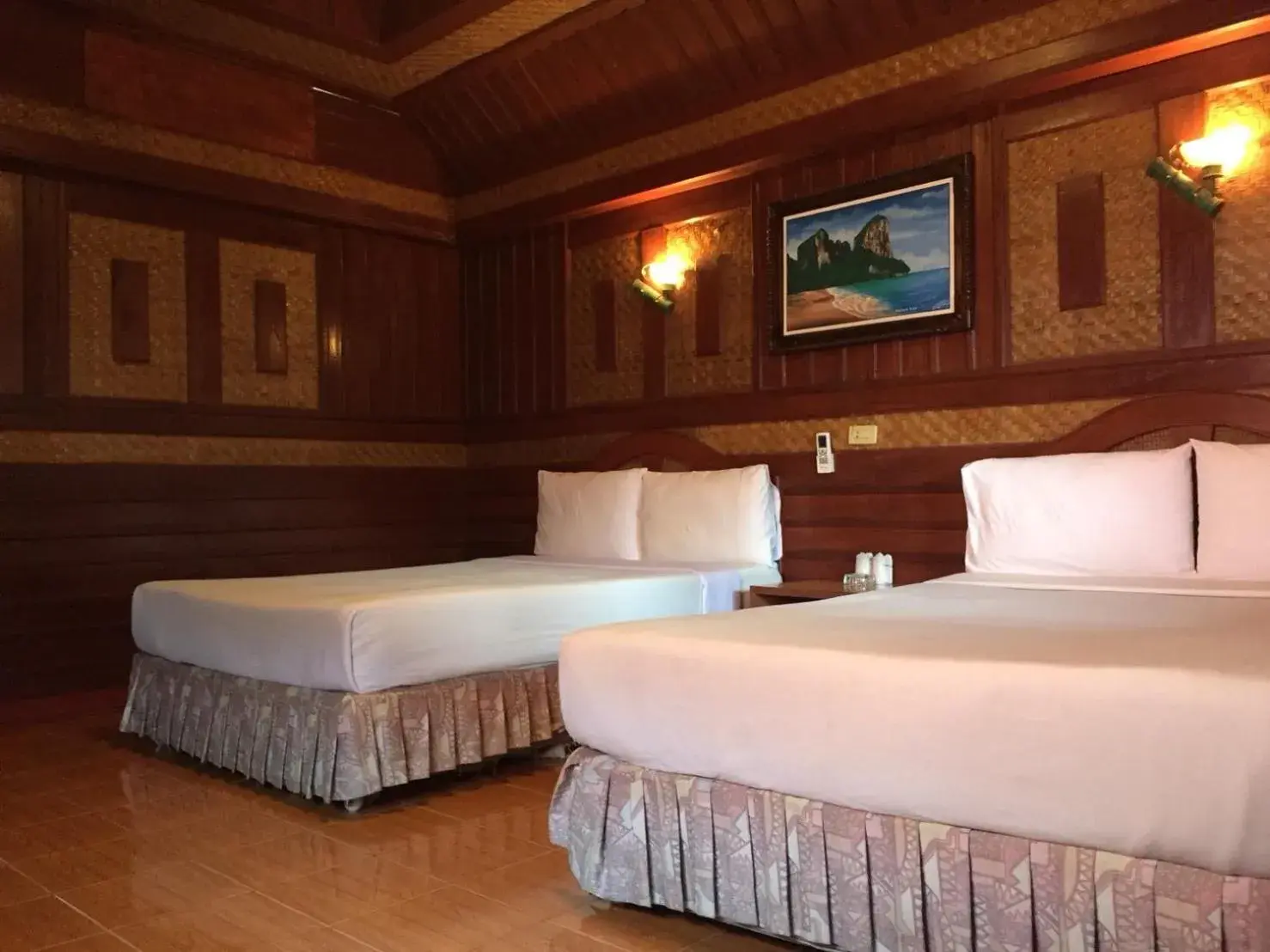 Bed in Railay Viewpoint Resort