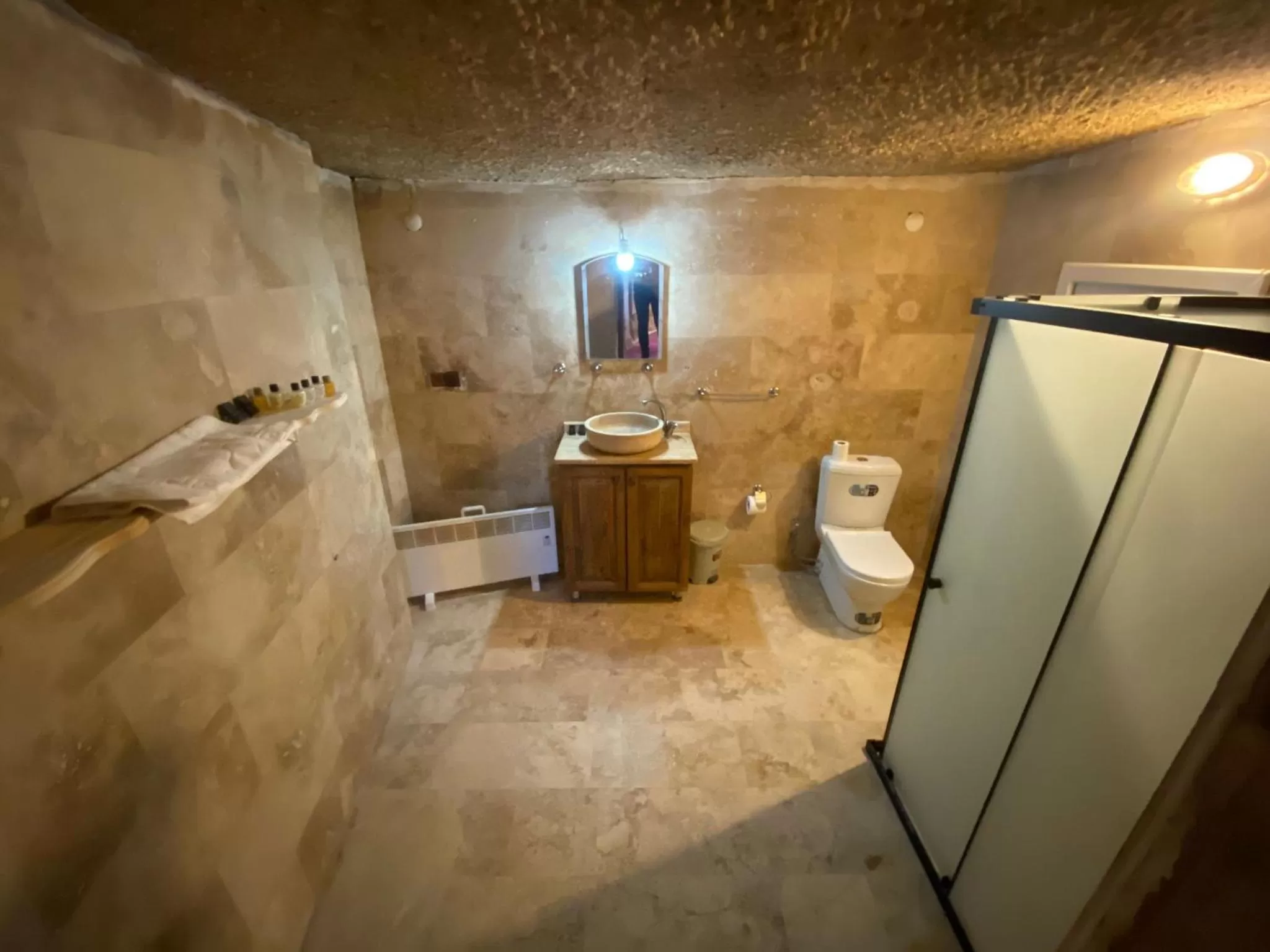 Bathroom, Kitchen/Kitchenette in 7 Oda Kapadokya Cave Hotel