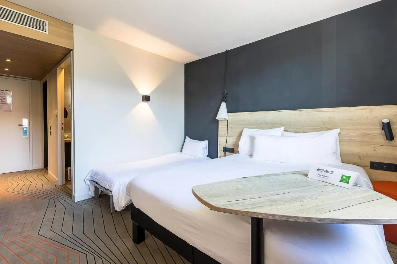 Bed in Ibis Styles Crolles Grenoble A41