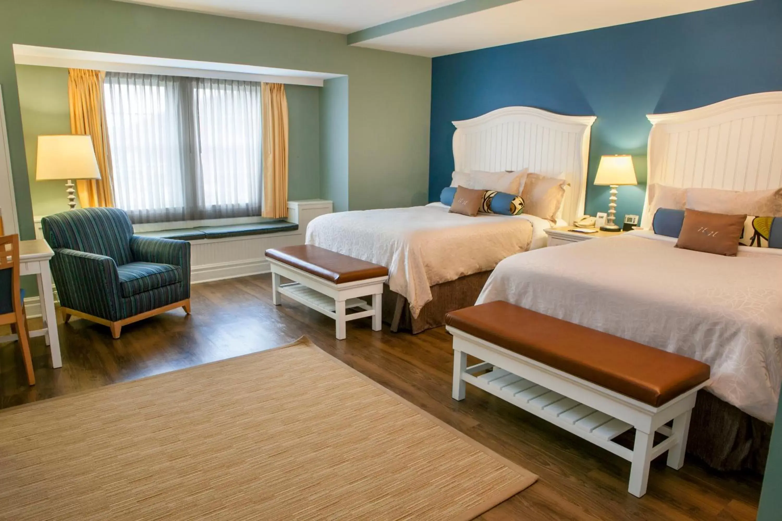 Bedroom in Watkins Glen Harbor Hotel