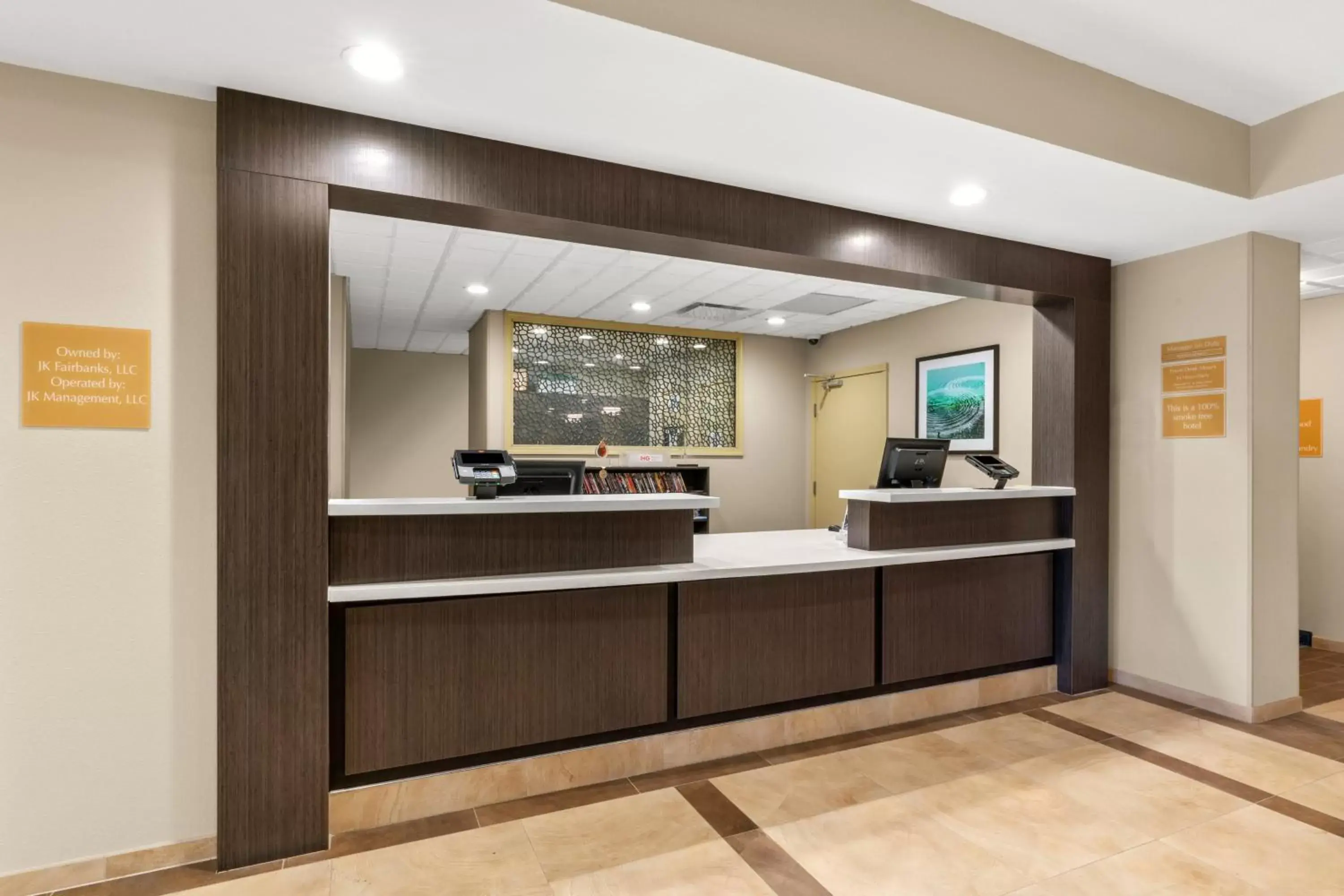 Property building, Lobby/Reception in Candlewood Suites - Fairbanks, an IHG Hotel