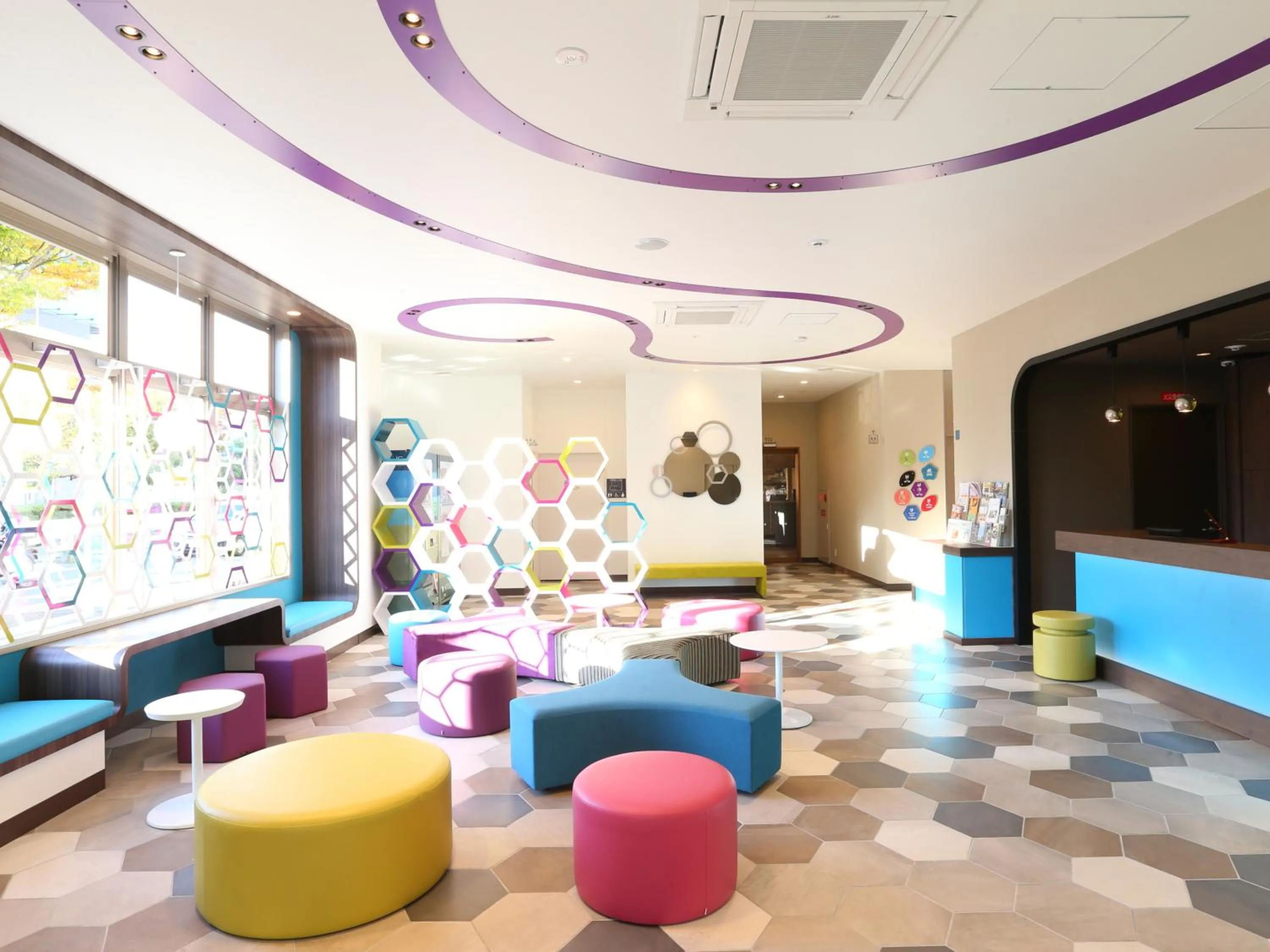 Lobby or reception in KOKO HOTEL Higashiosaka - formerly Hotel Wing International Select Higashi Osaka