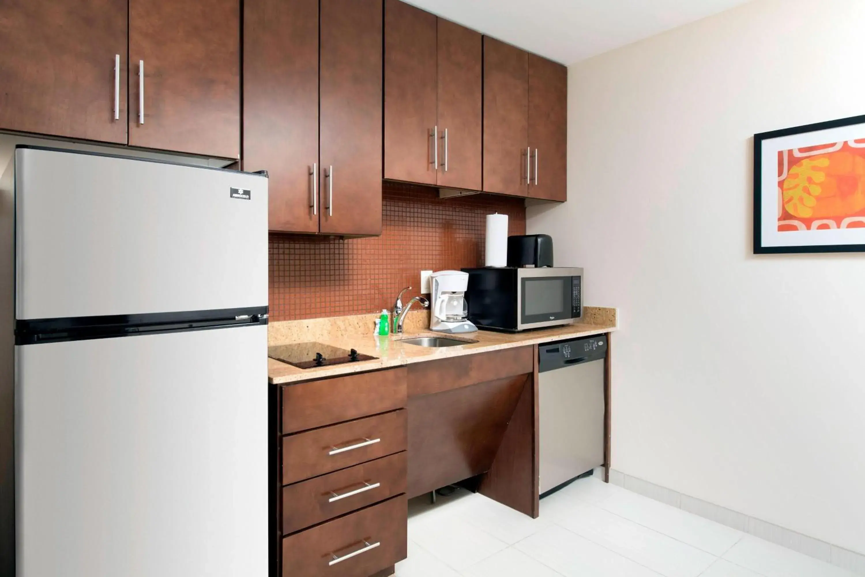 Kitchen or kitchenette, Kitchen/Kitchenette in TownePlace Suites by Marriott Eagle Pass
