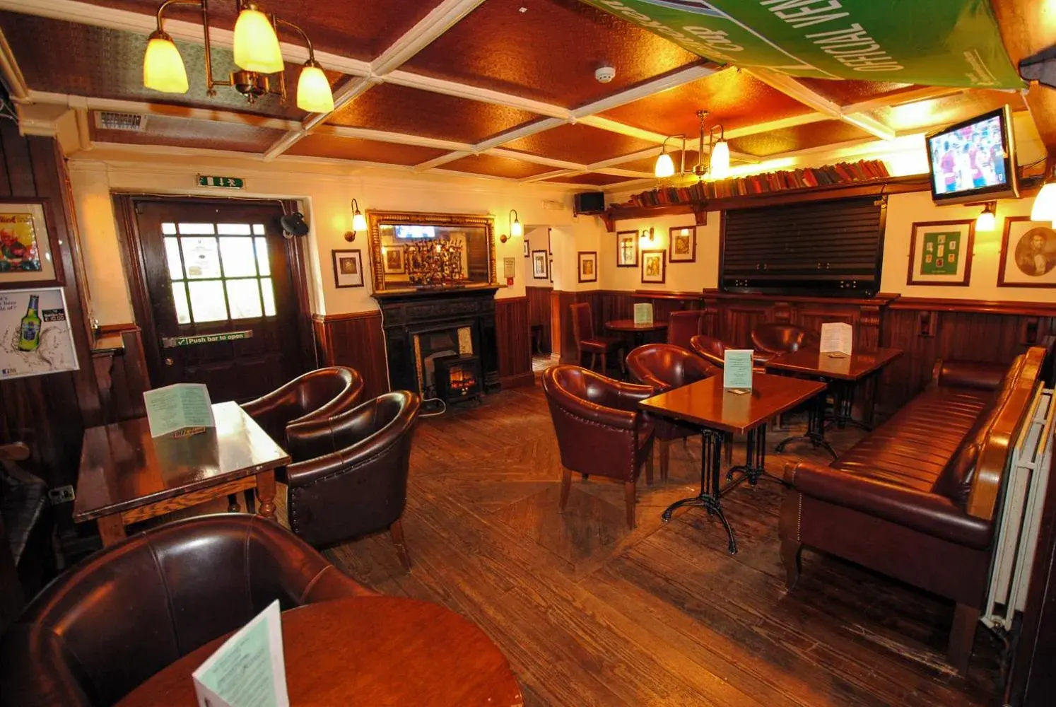 Restaurant/Places to Eat in The Lansdowne Hotel