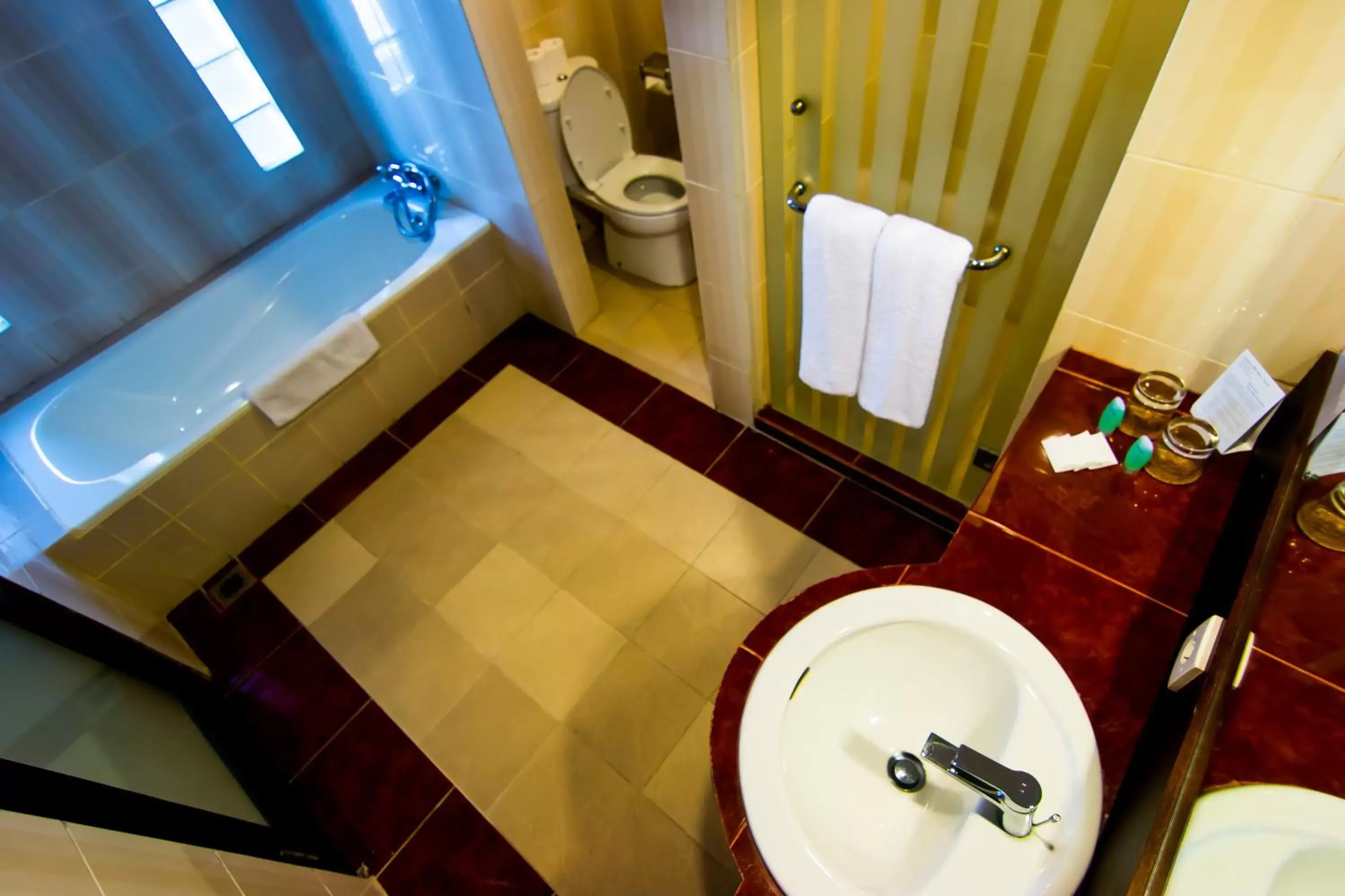 Bathroom in Champlung Mas Hotel Legian, Kuta