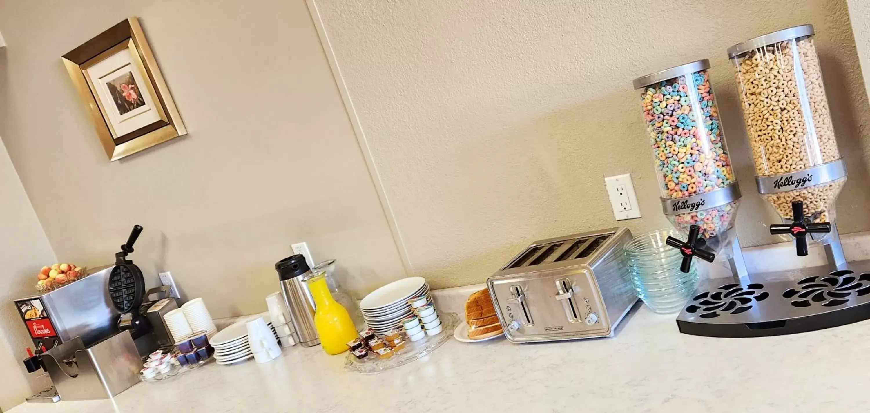 Continental breakfast in The Medicine Hat Villa Continental breakfast in The Medicine Hat Villa