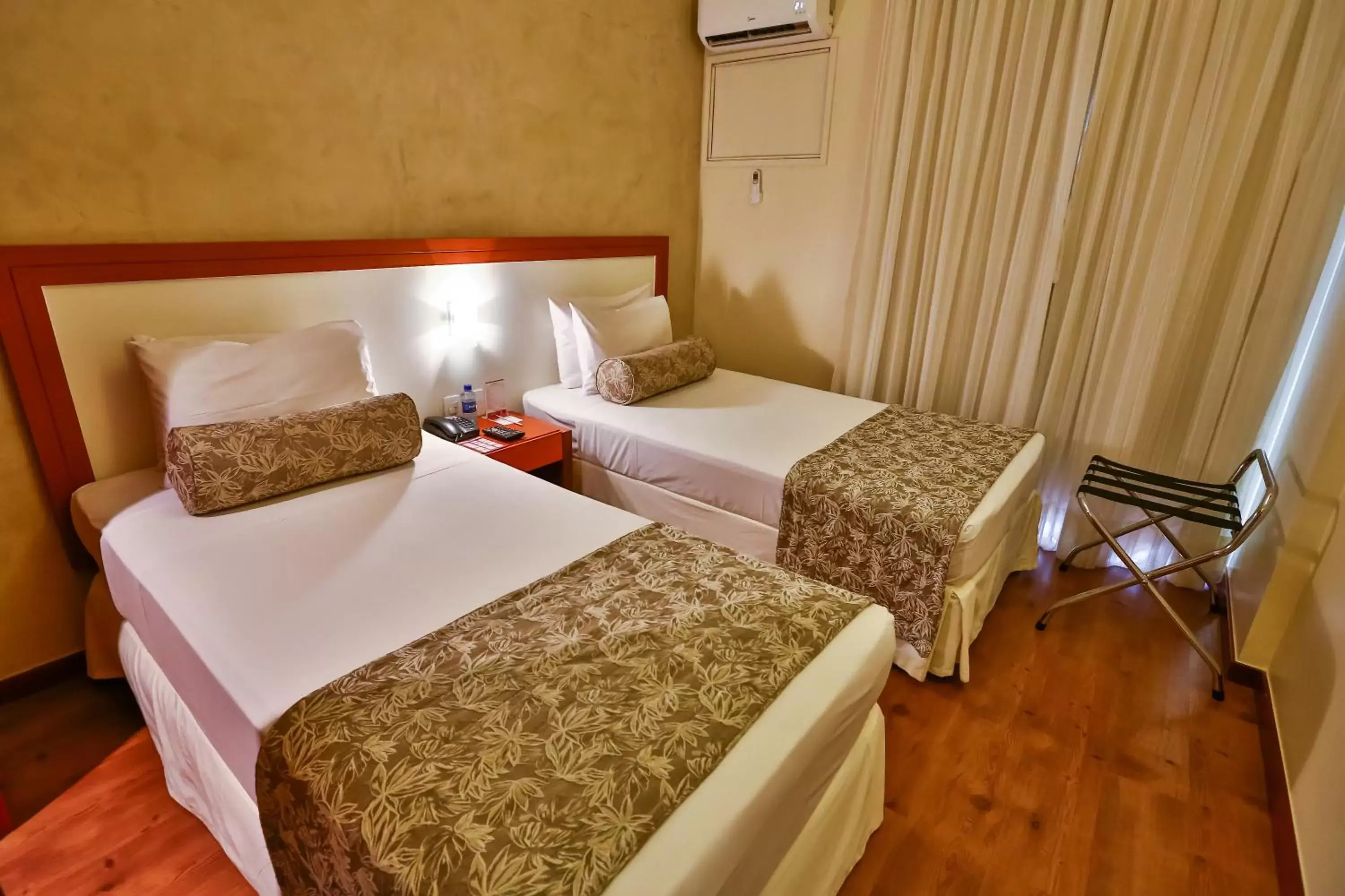 Bedroom, Bed in Metropolitan Hotel Brasília Bedroom, Bed in Metropolitan Hotel Brasília