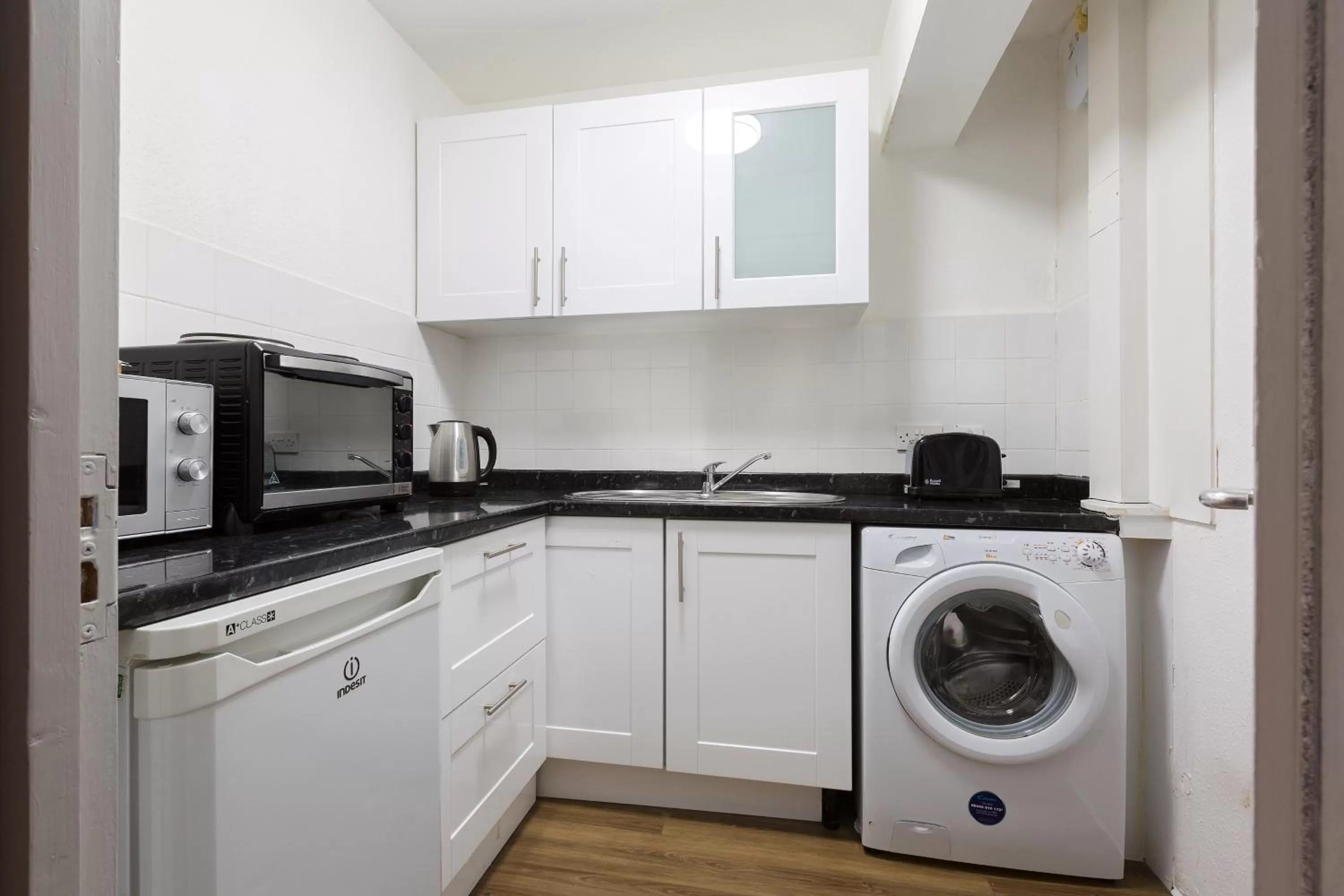 Kitchen or kitchenette in Central Hoxton Shoreditch